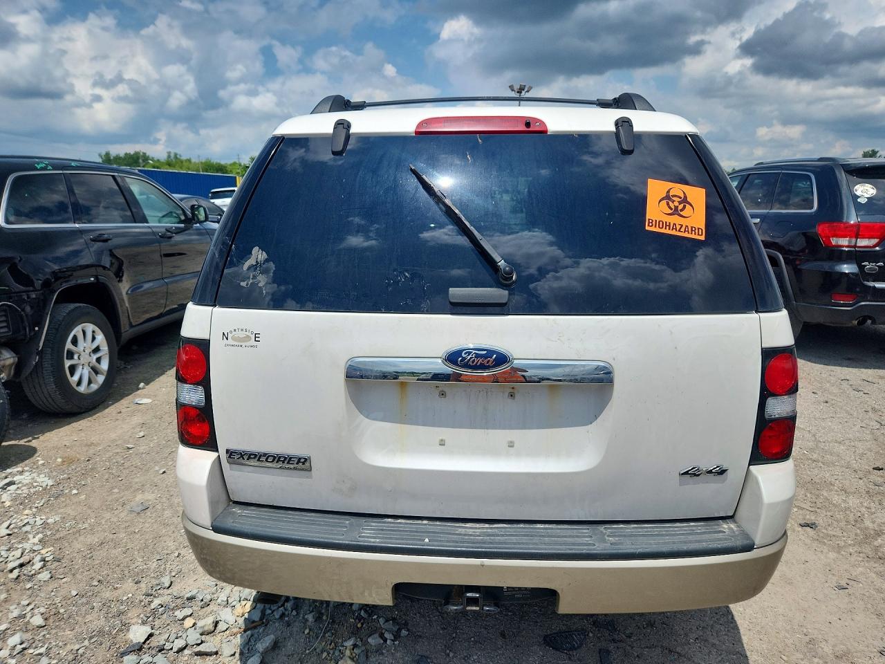 2010 Ford Explorer Eddie Bauer Белый vin: 1FMEU7EE2AUA18366