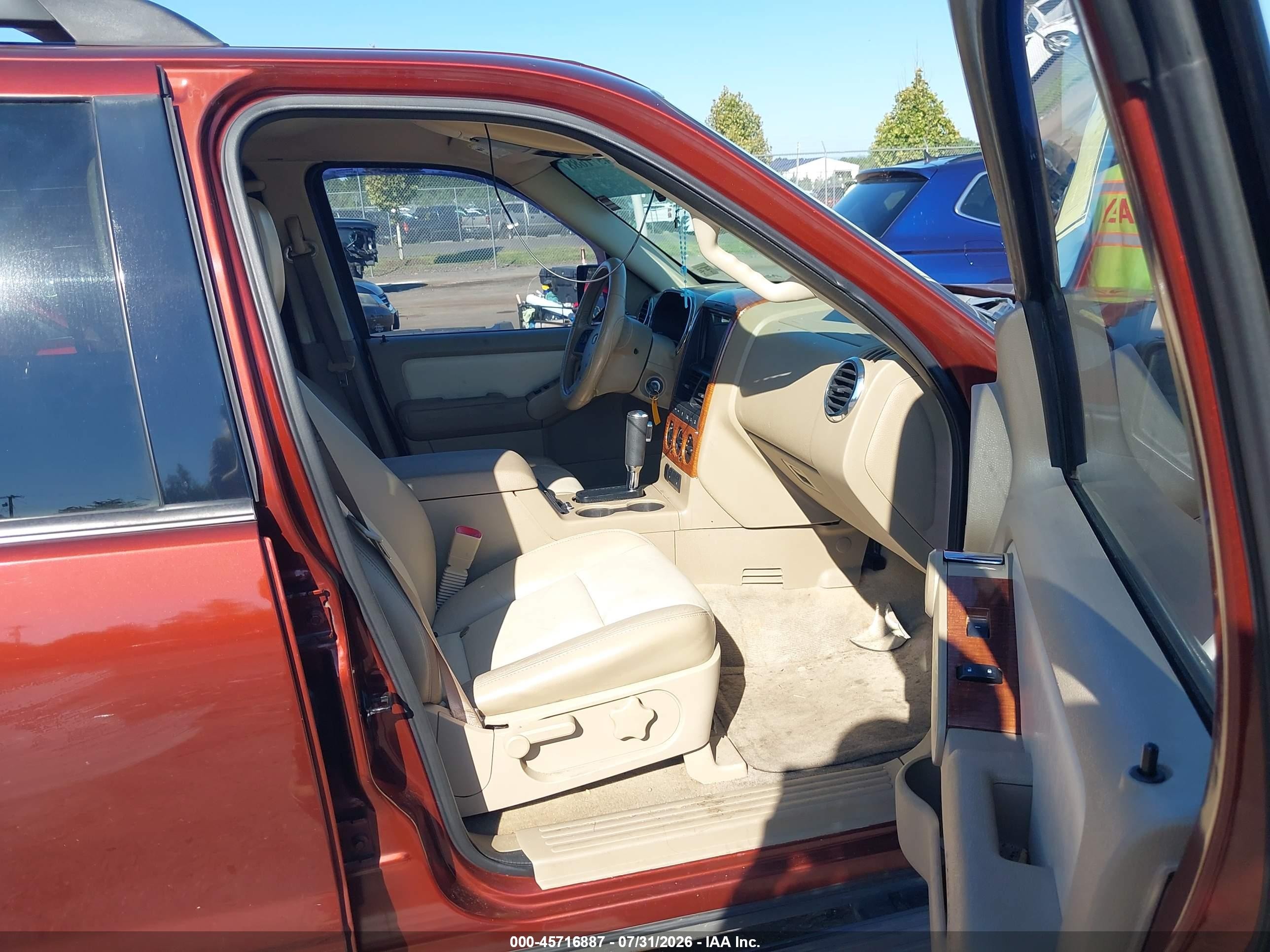 2010 Ford Explorer Eddie Bauer Burgundy vin: 1FMEU7EE5AUA59767