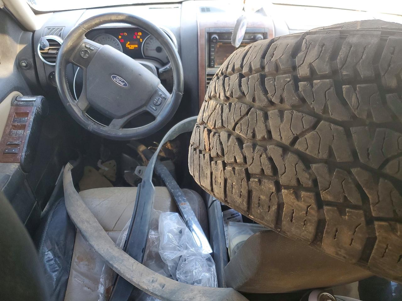 2010 Ford Explorer Eddie Bauer Черный vin: 1FMEU7EE6AUA60927