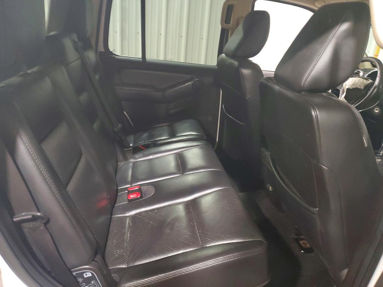 2010 Ford Explorer Limited White vin: 1FMEU7F89AUA74264