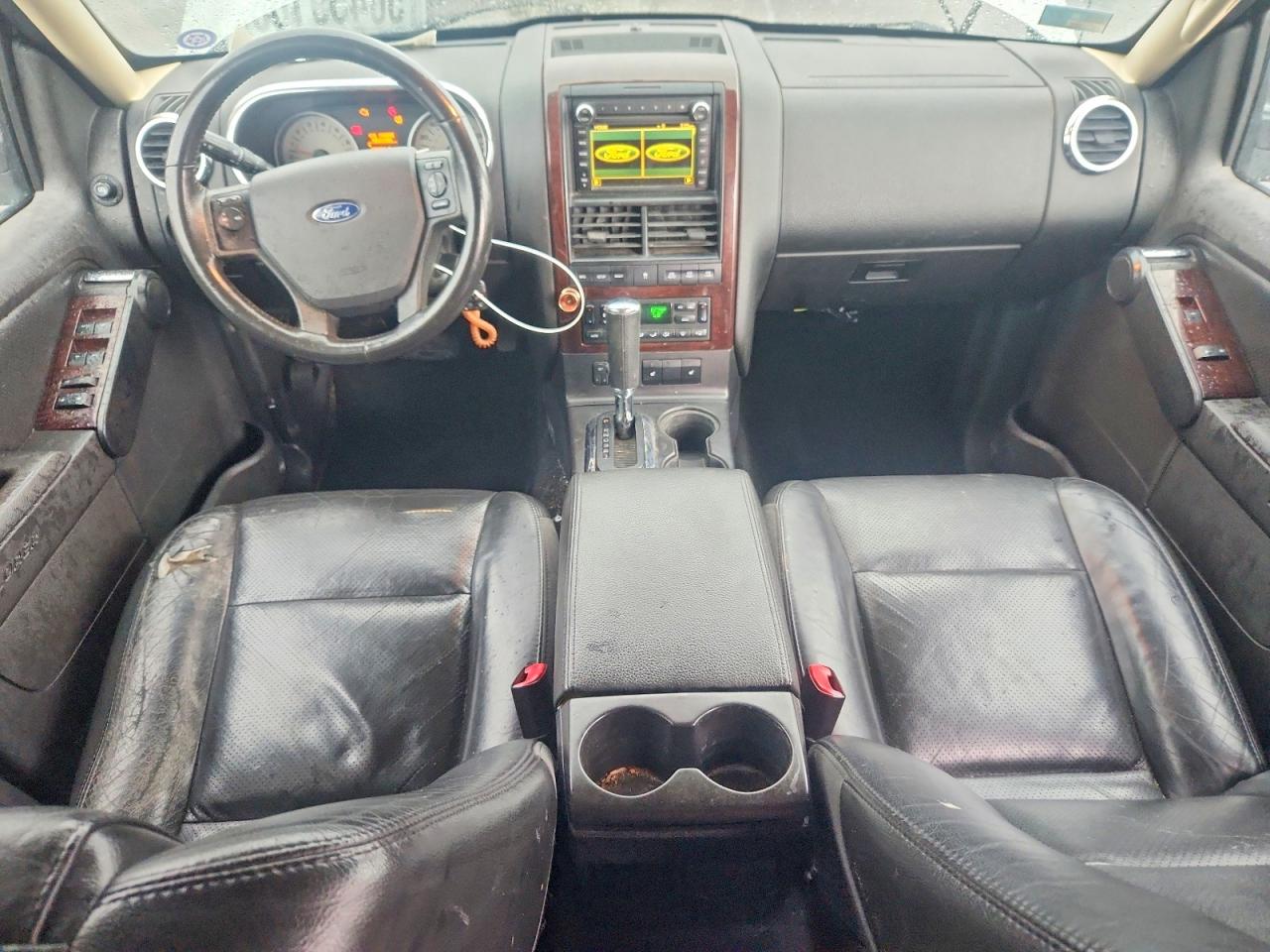 2010 Ford Explorer Limited Серебряный vin: 1FMEU7FE2AUA51219