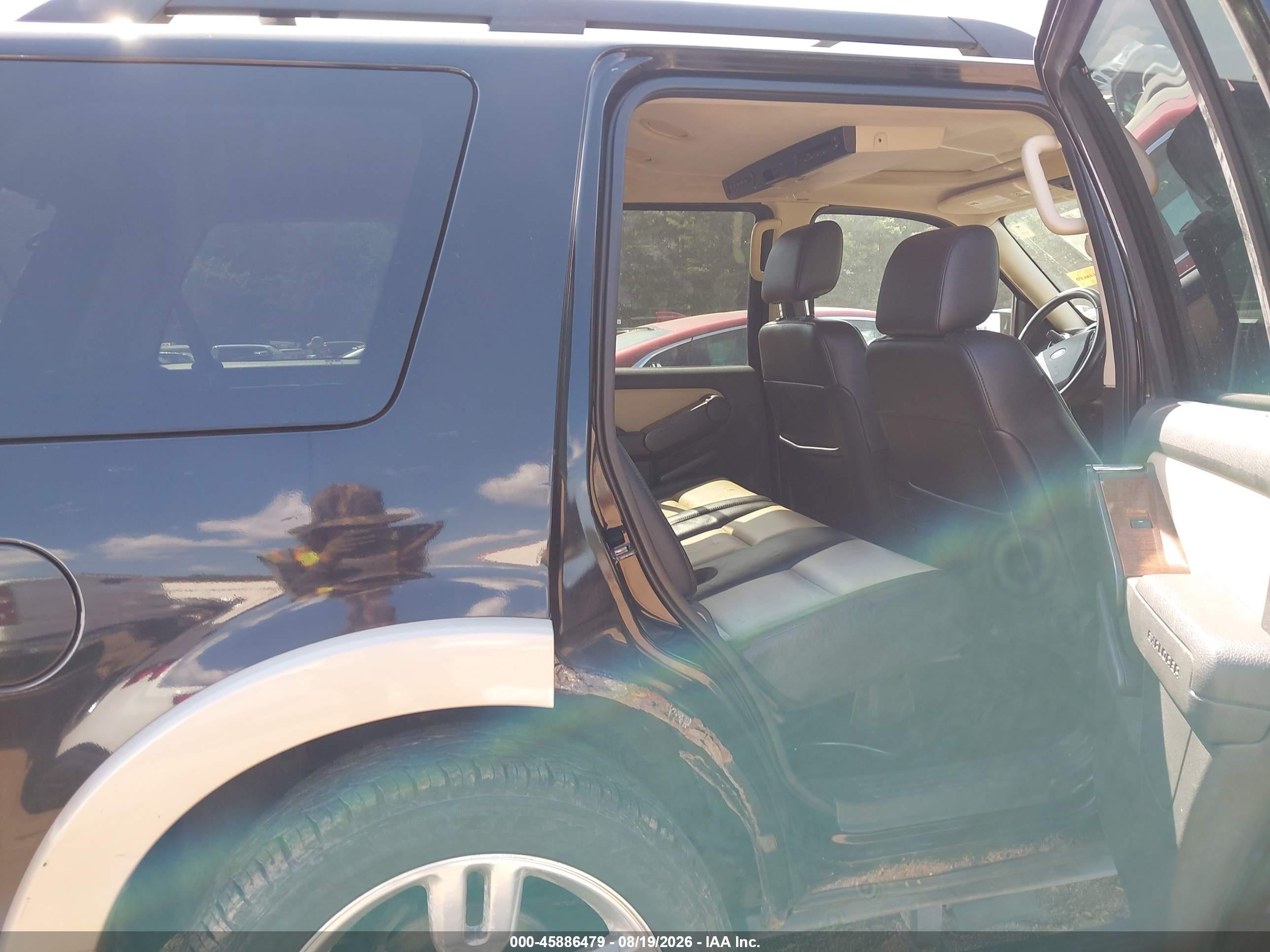2008 Ford Explorer Eddie Bauer Черный vin: 1FMEU84E98UA77934