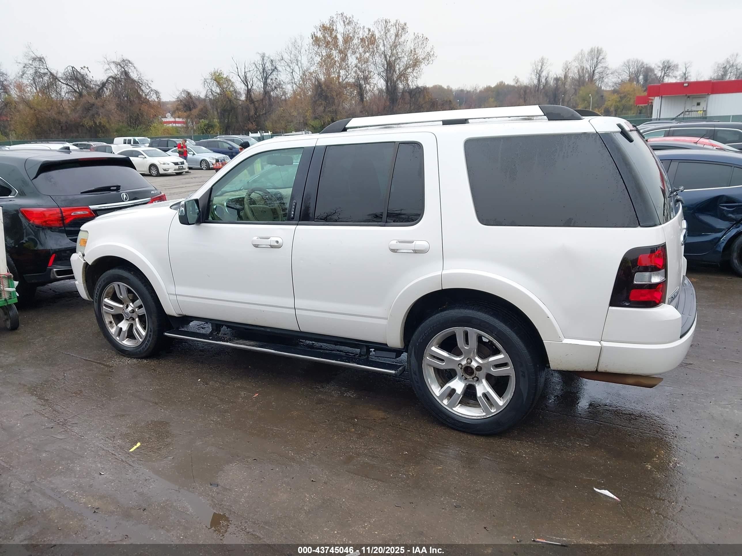 2010 Ford Explorer Limited White vin: 1FMEU8FE8AUA05335