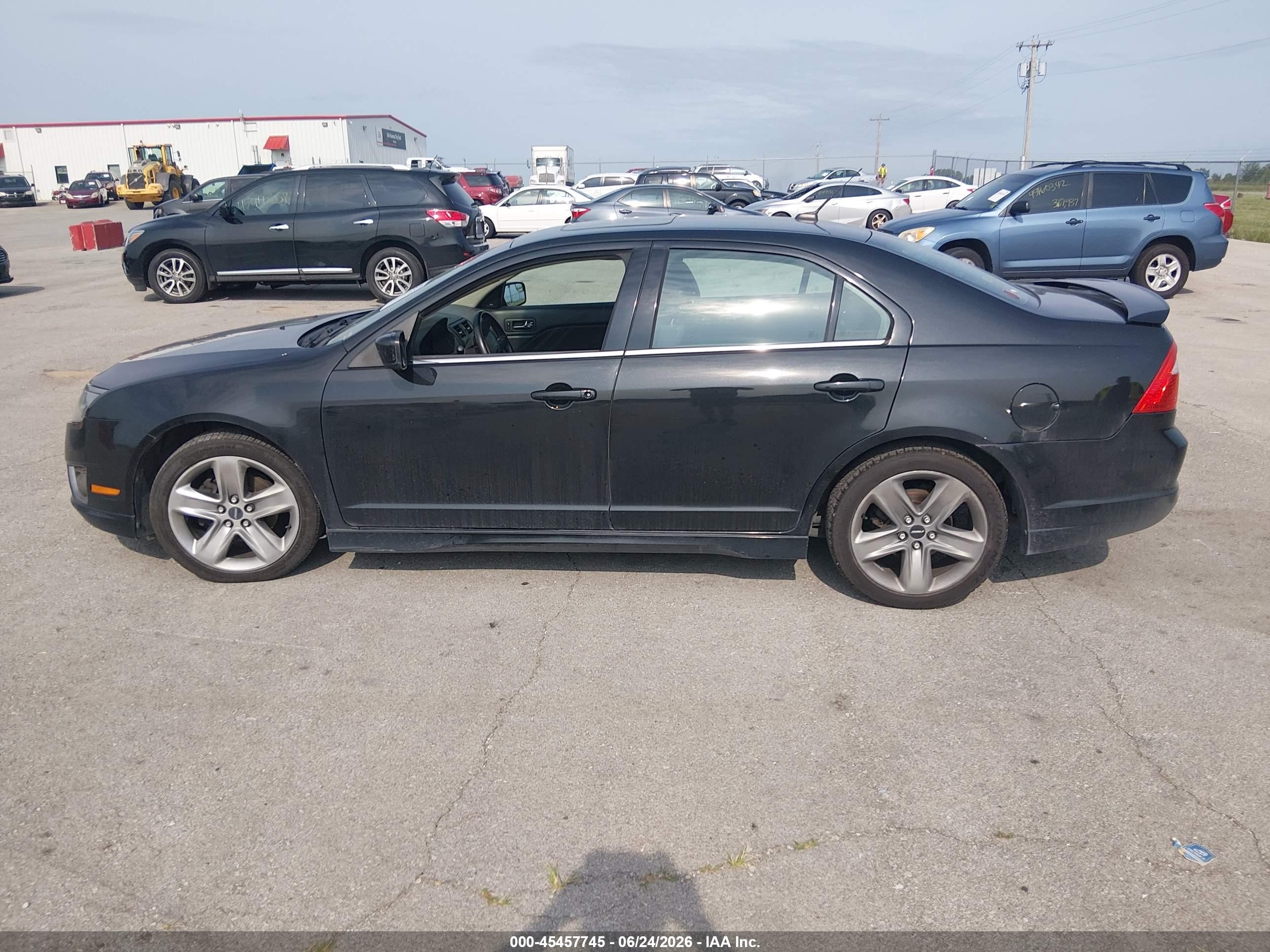 2008 Ford Taurus X   Black vin: 1FMFK02W68GA30180