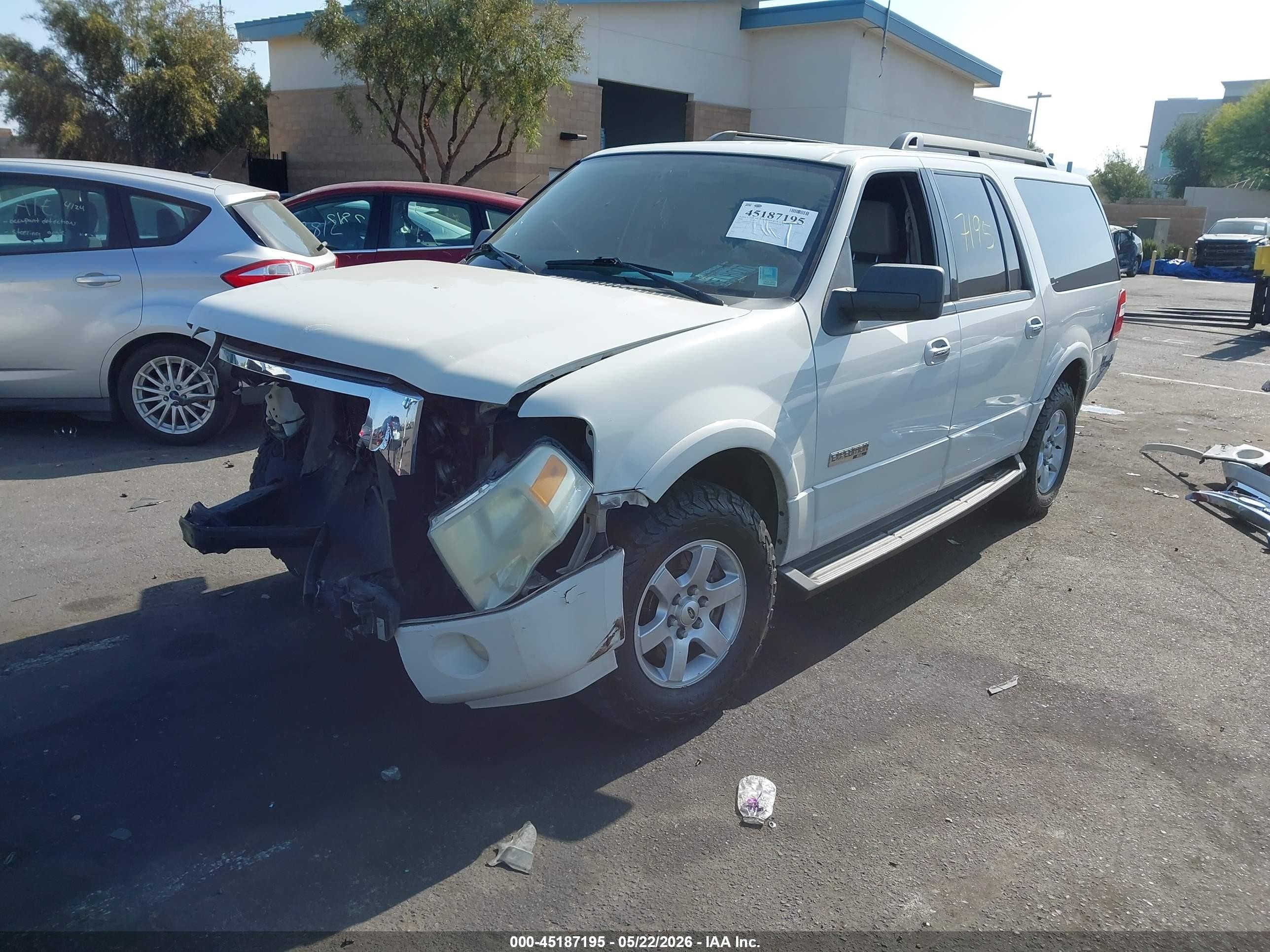 2008 Ford Expedition El Xlt White vin: 1FMFK15548LA07554