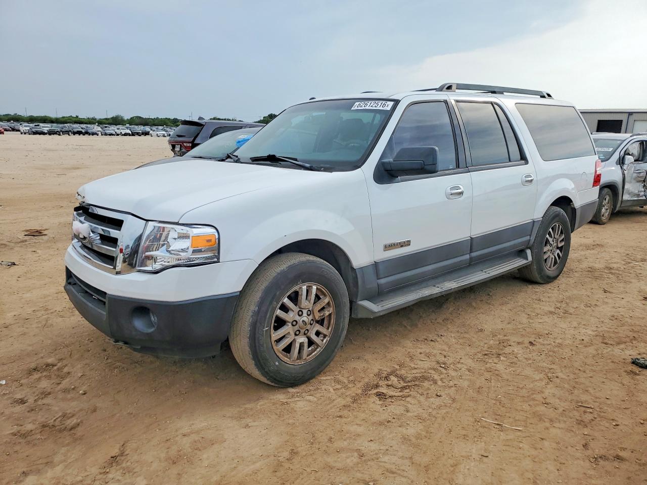 2007 Ford Expedition El Xlt Белый vin: 1FMFK155X7LA17620