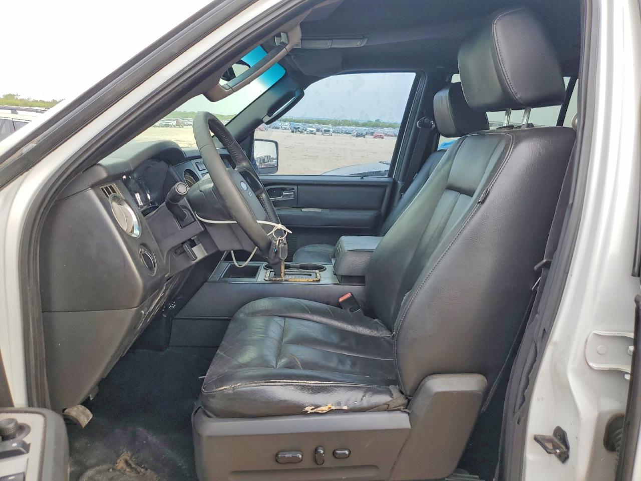 2007 Ford Expedition El Xlt White vin: 1FMFK155X7LA17620