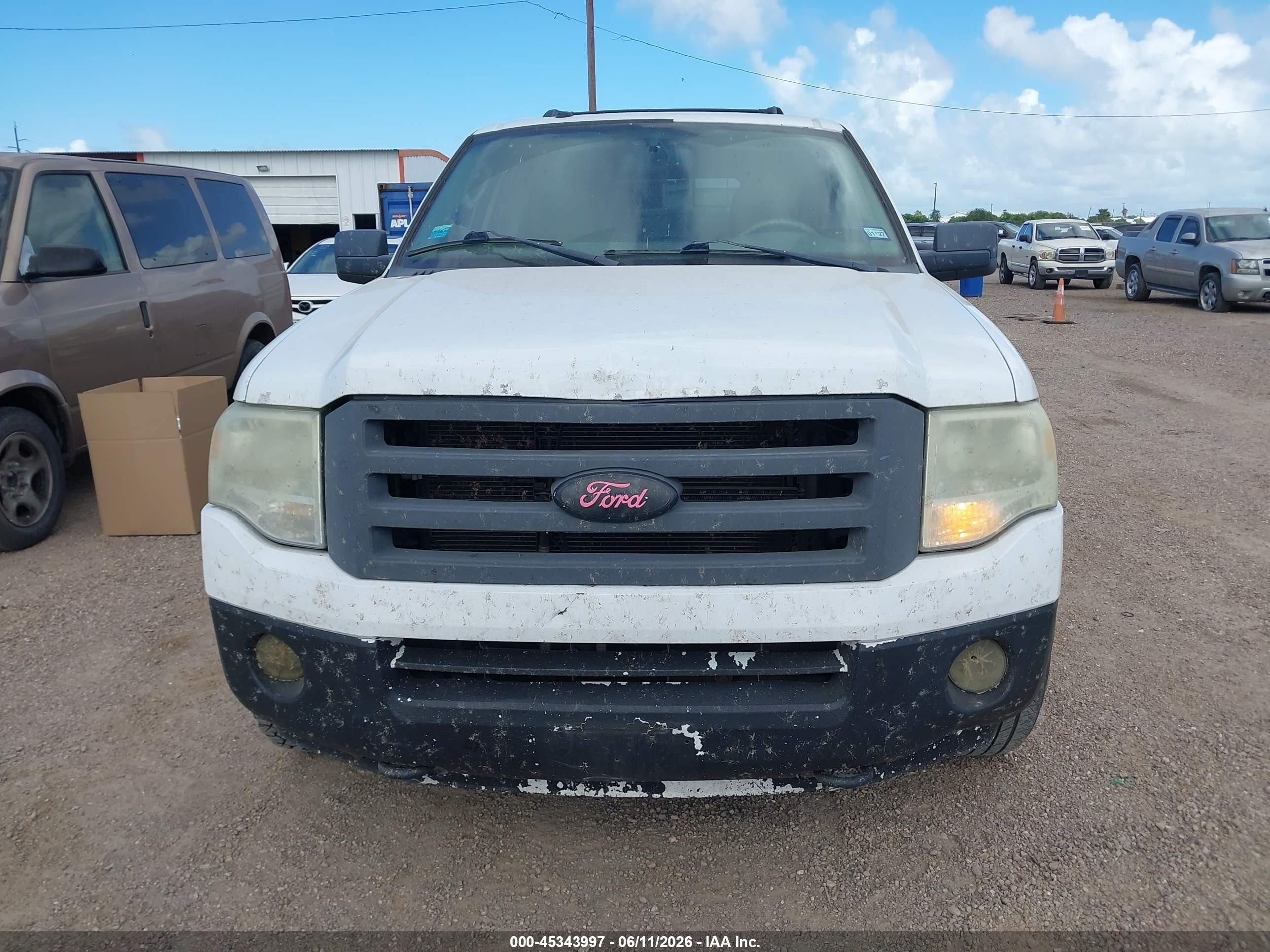 2009 Ford Expedition El Xlt White vin: 1FMFK16529EB10489