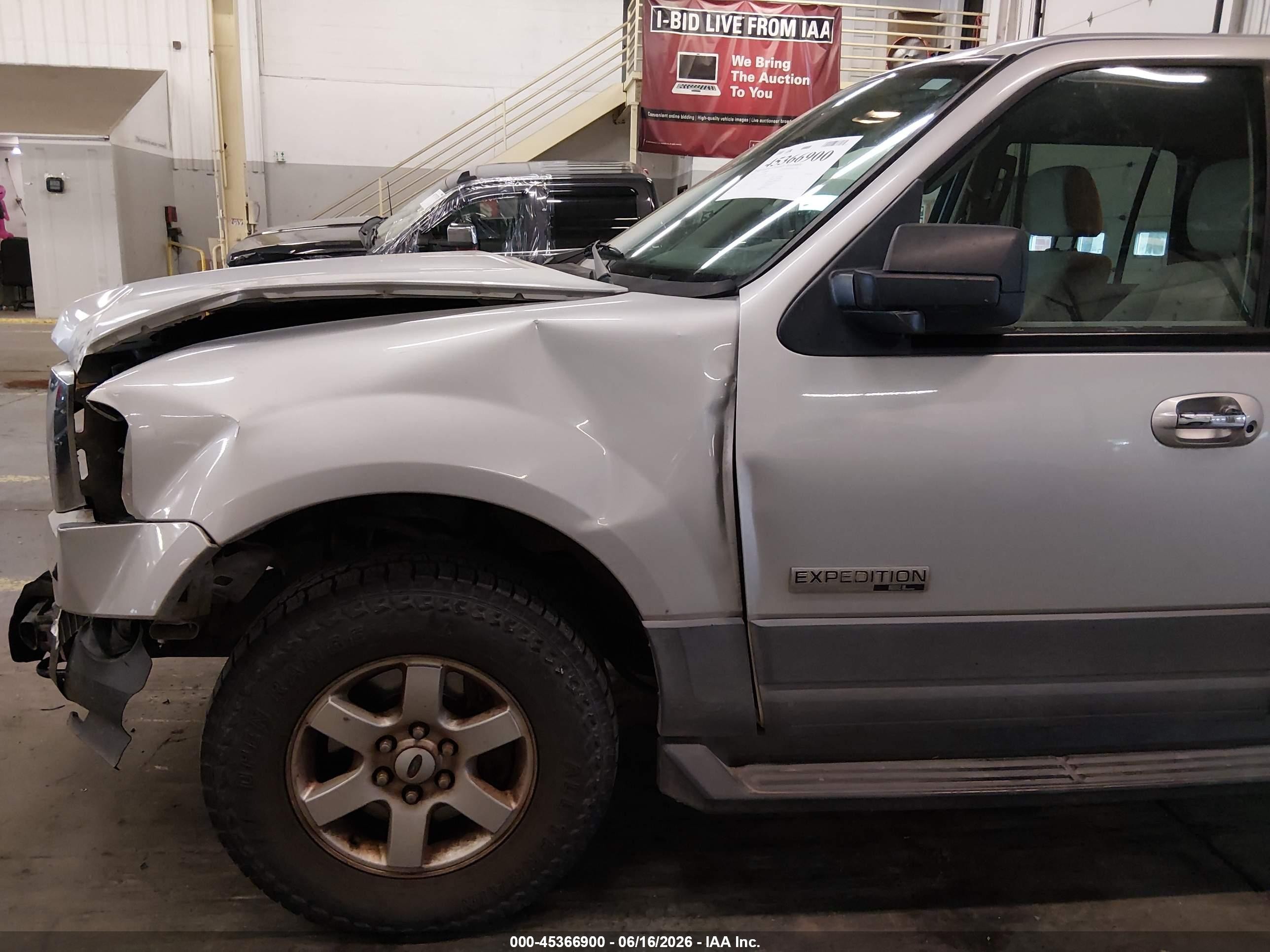 2007 Ford Expedition El Xlt Silver vin: 1FMFK16567LA83886