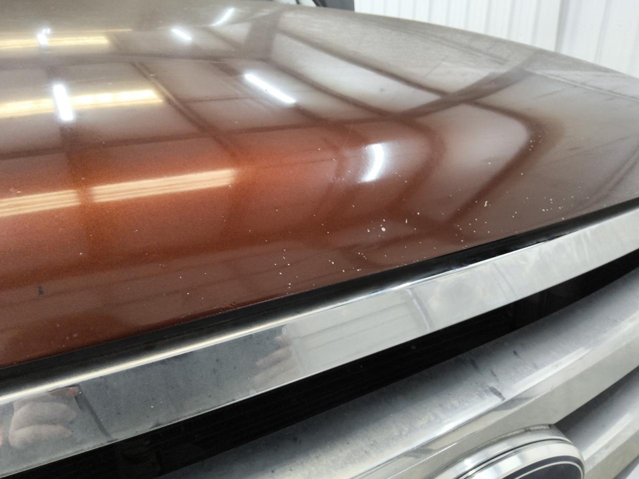 2008 Ford Expedition El Eddie Bauer Brown vin: 1FMFK17548LA68688 Damage: Hood, Chipped, 10 Or More