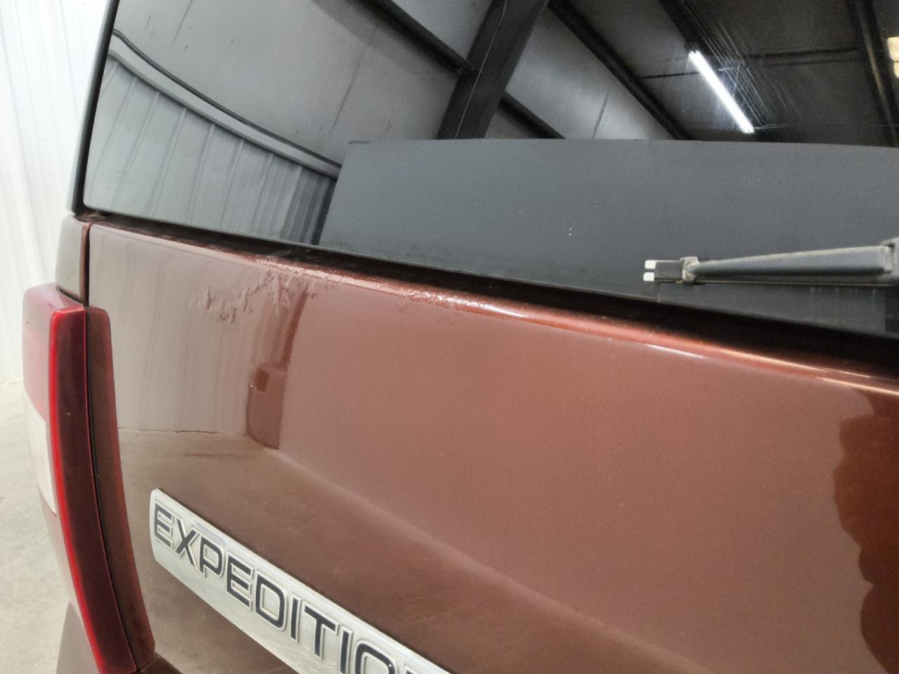 2008 Ford Expedition El Eddie Bauer Brown vin: 1FMFK17548LA68688 Damage: Lift Gate, Previous Repair, Substandard Repair