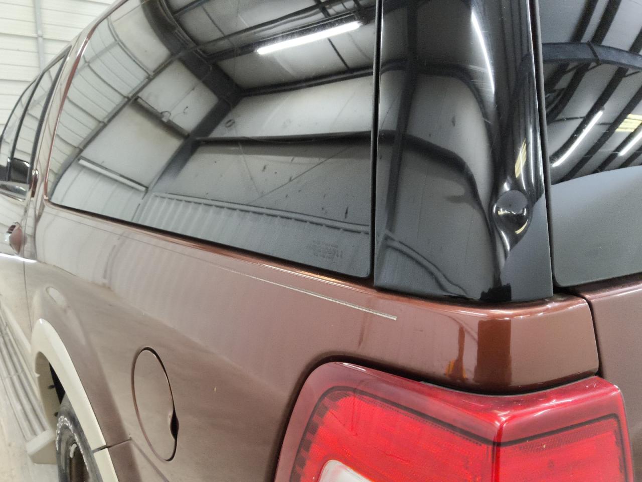 2008 Ford Expedition El Eddie Bauer Brown vin: 1FMFK17548LA68688 Damage: Left Qtr Panel, Heavy Scratch, 1 To 2 Inches