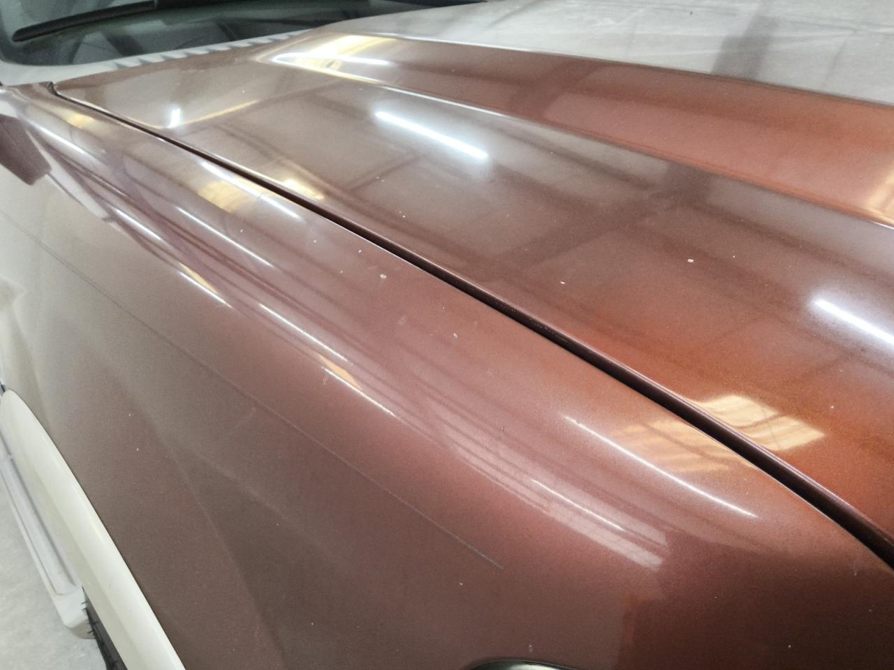 2008 Ford Expedition El Eddie Bauer Brown vin: 1FMFK17548LA68688 Damage: Right Front Fender, Chipped, 3
