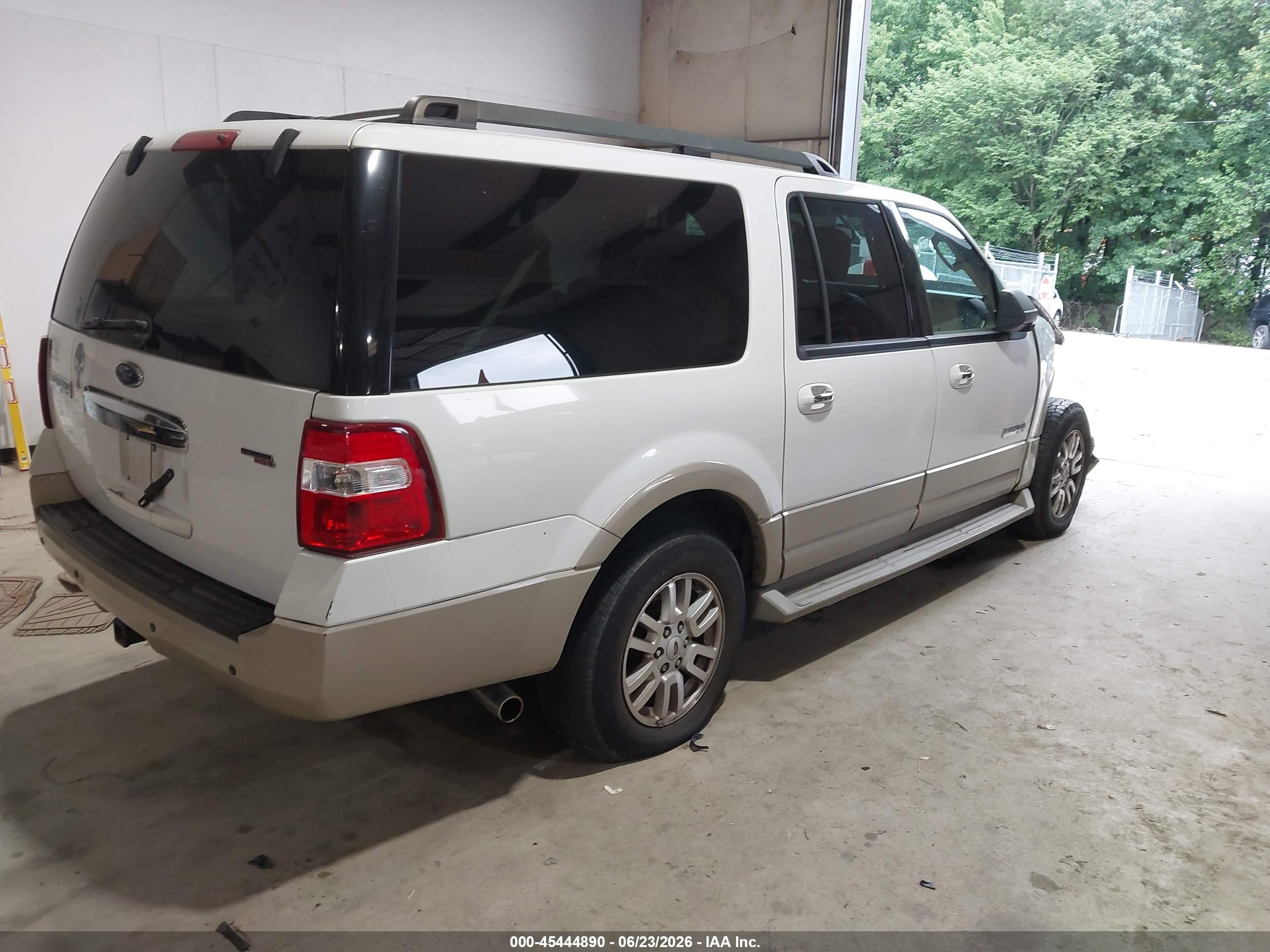 2007 Ford Expedition El Eddie Bauer White vin: 1FMFK18537LA02307