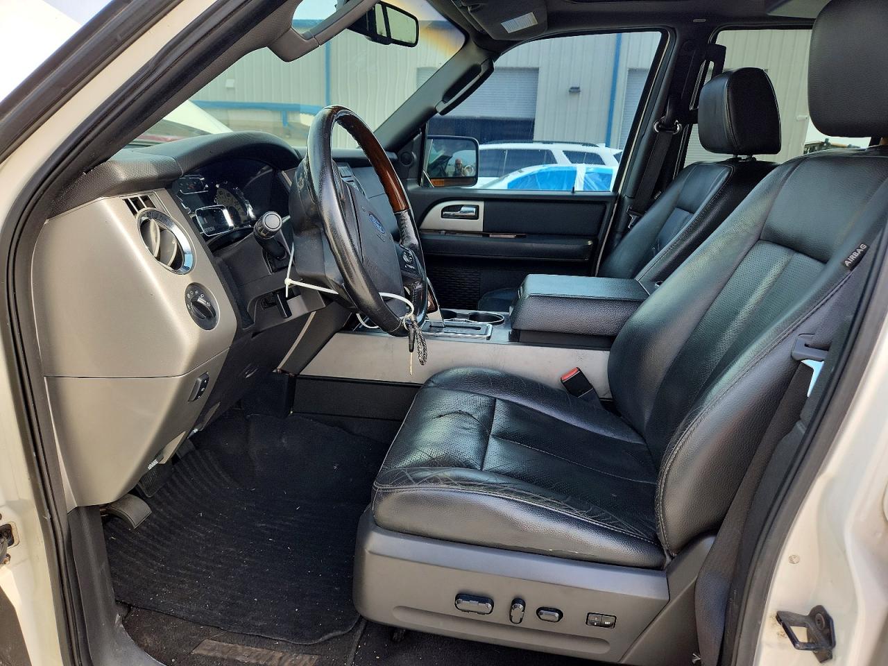 2008 Ford Expedition El Limited Белый vin: 1FMFK19548LA48678