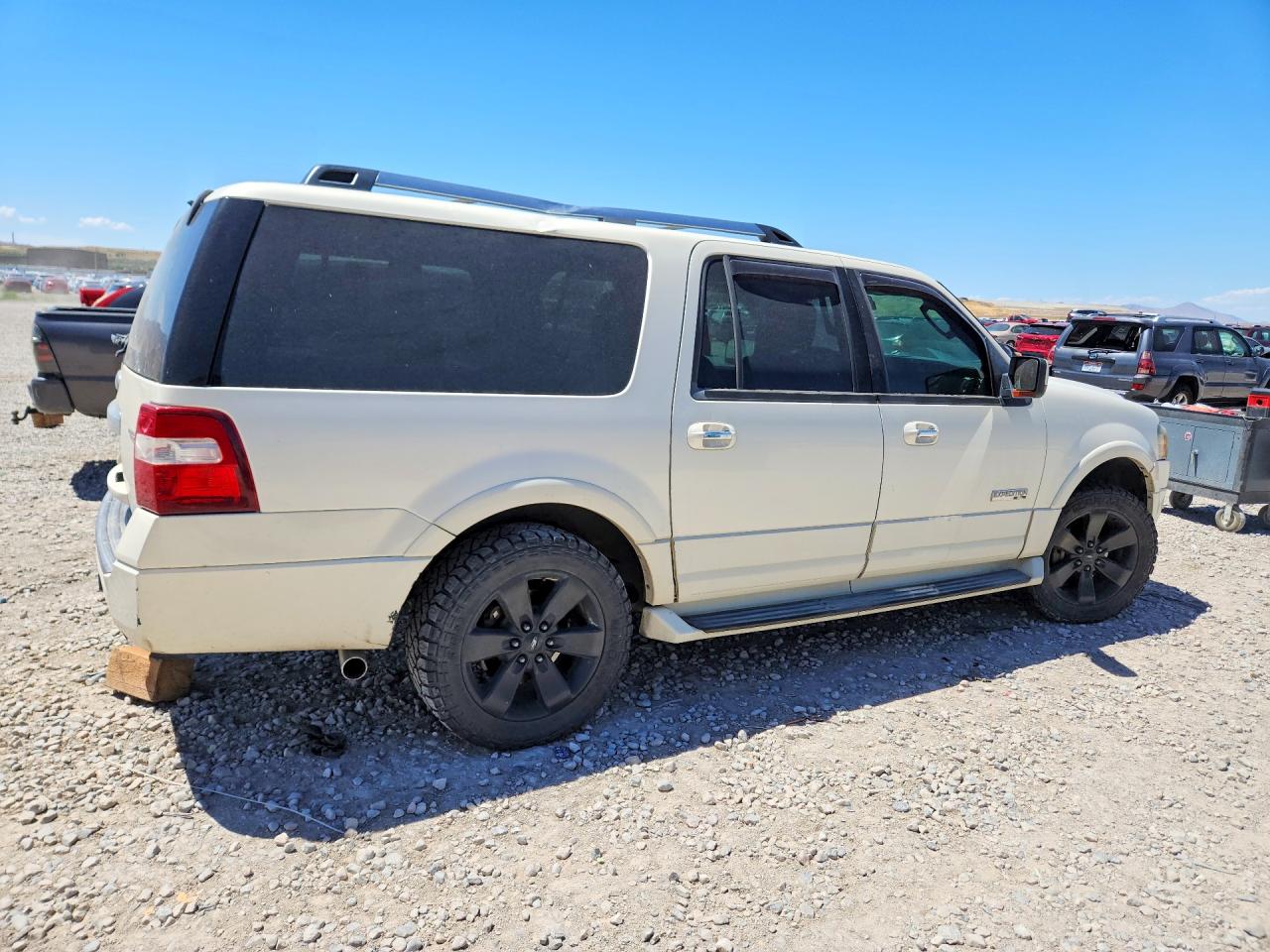2008 Ford Expedition El Limited Белый vin: 1FMFK19588LA24061