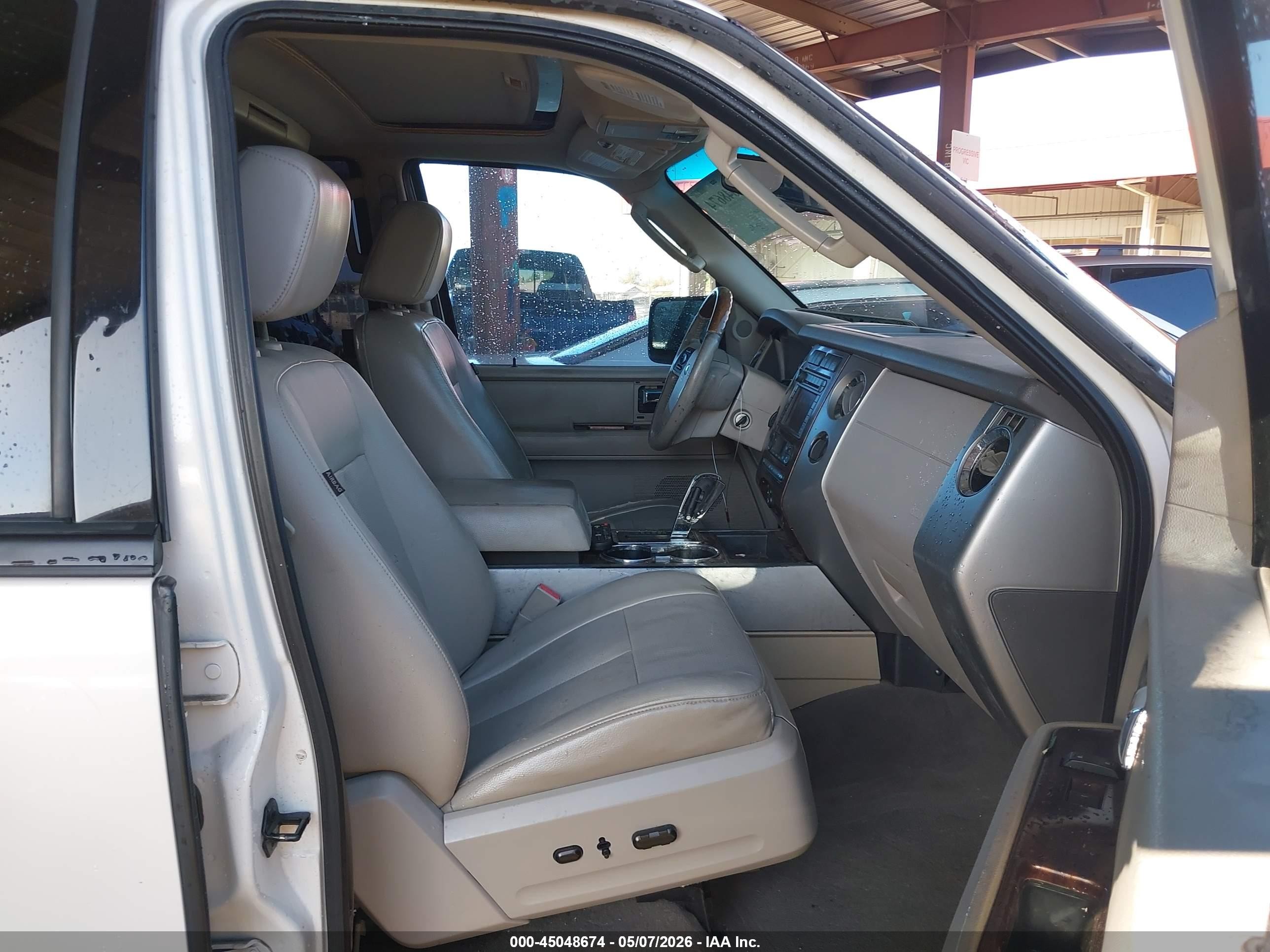 2007 Ford Expedition El Limited White vin: 1FMFK20527LA06849