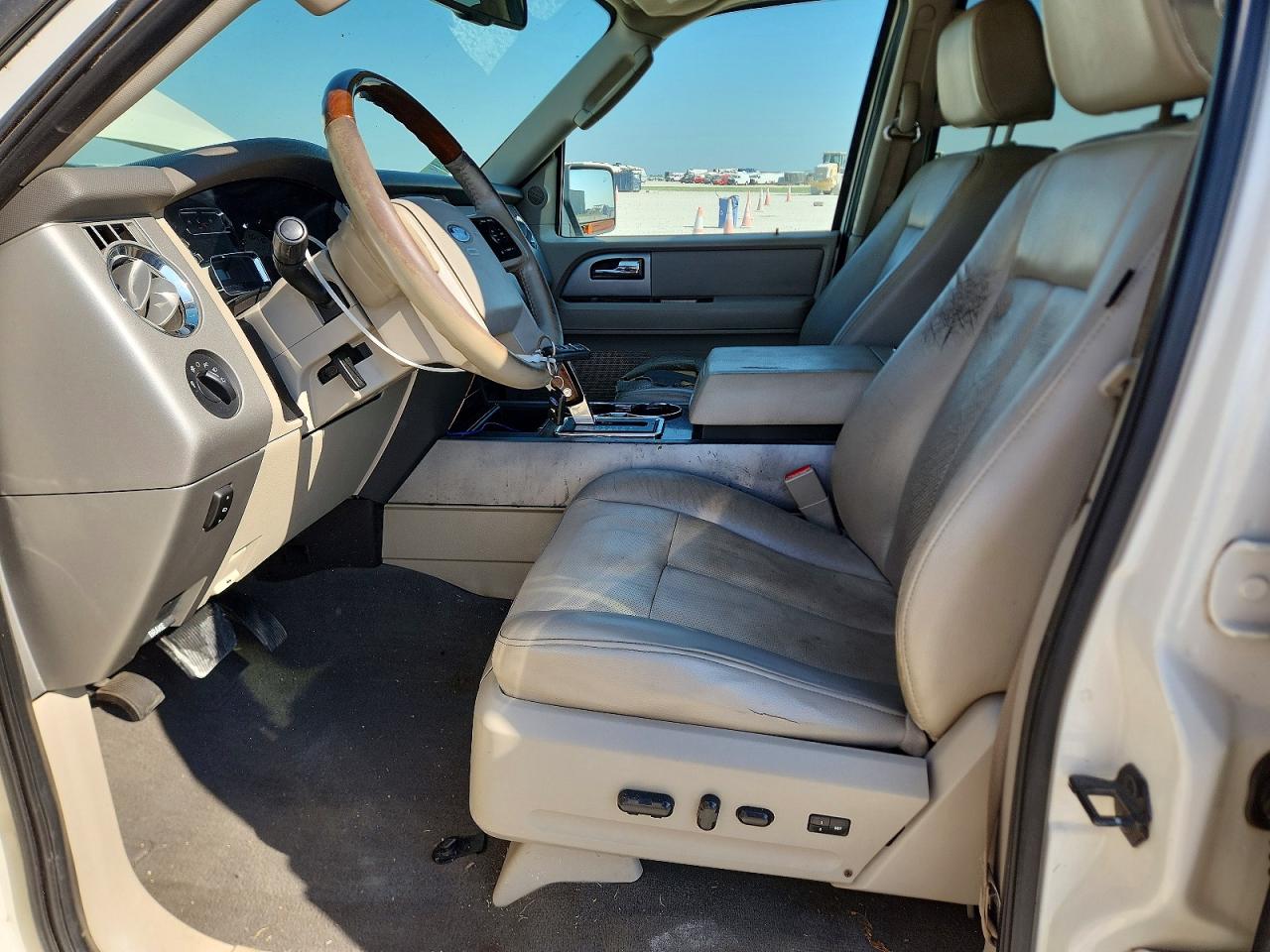 2008 Ford Expedition El Limited White vin: 1FMFK20598LA76141