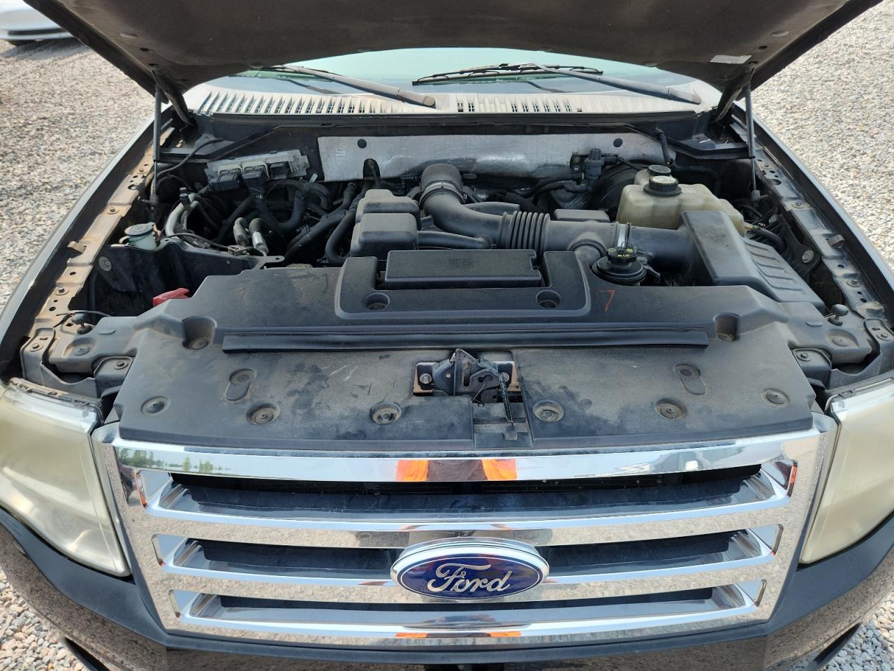 2008 Ford Expedition Xlt Black vin: 1FMFU15508LA40836