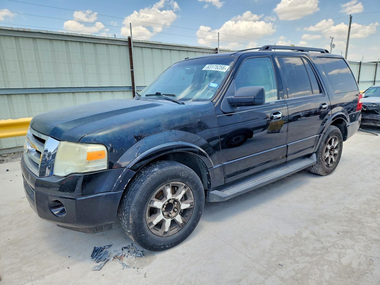 2009 Ford Expedition Xlt Black vin: 1FMFU15519LA00539