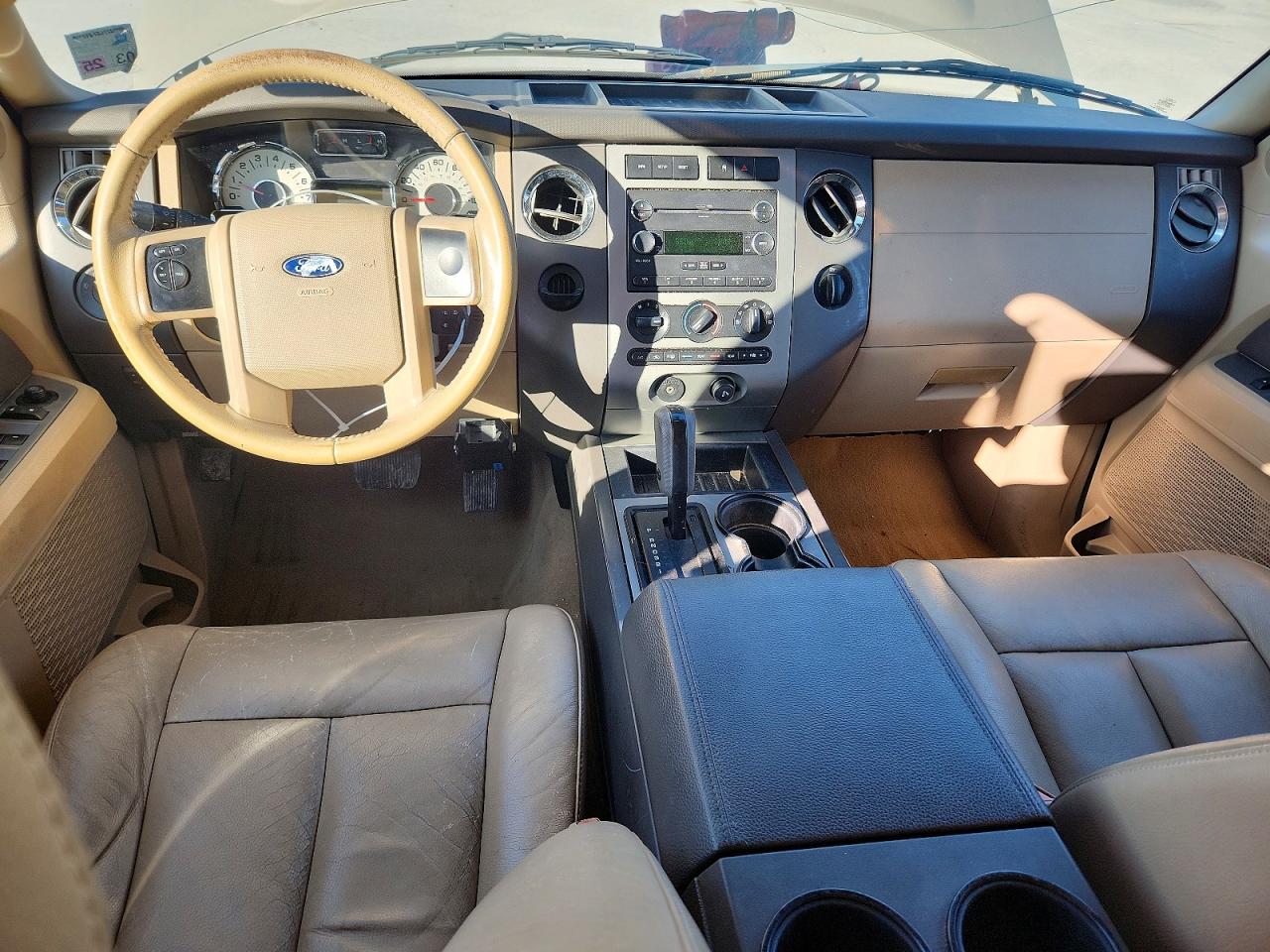 2008 Ford Expedition Xlt Tan vin: 1FMFU15528LA12987