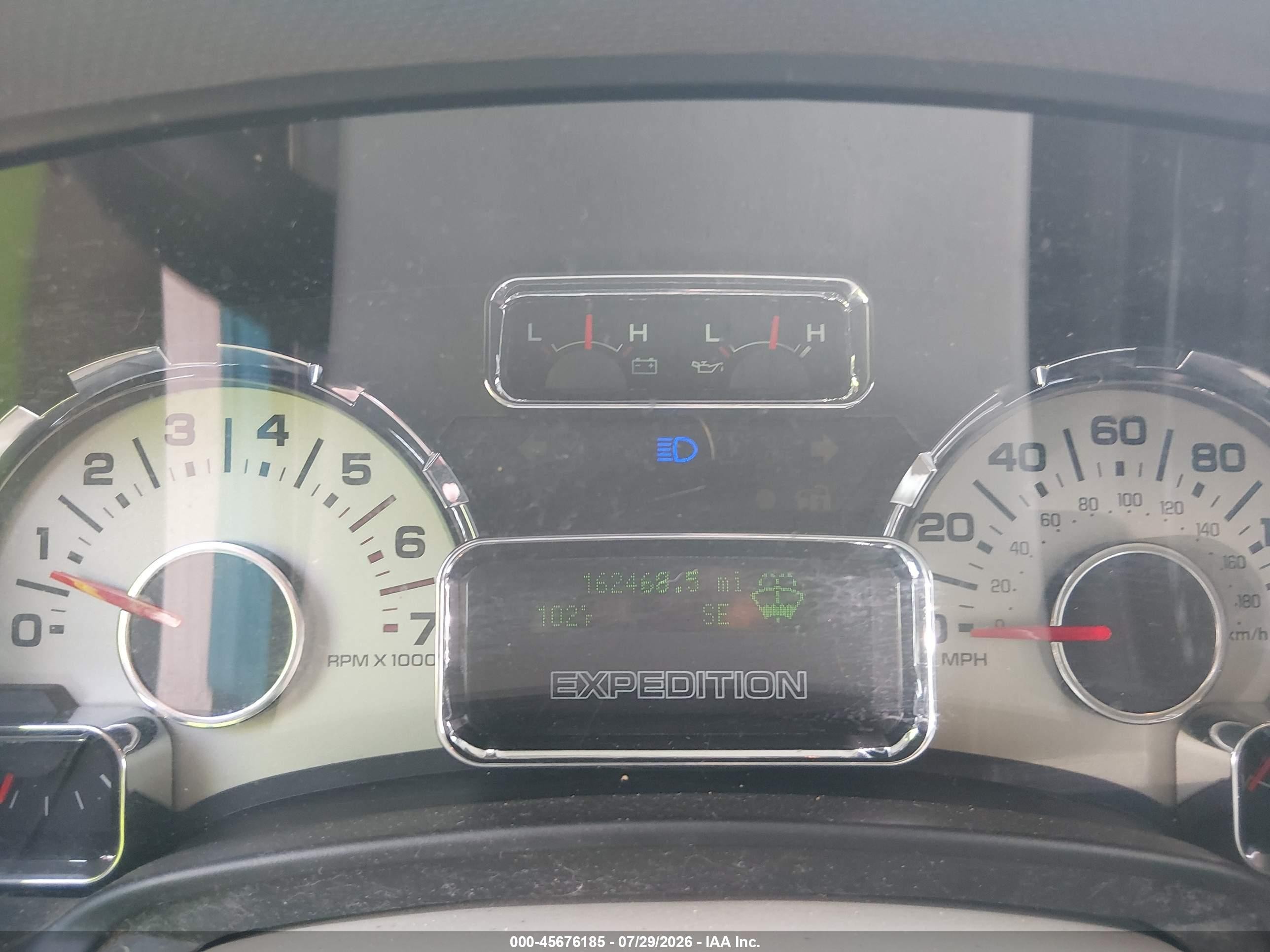 2008 Ford Expedition Xlt Gray vin: 1FMFU15528LA85437