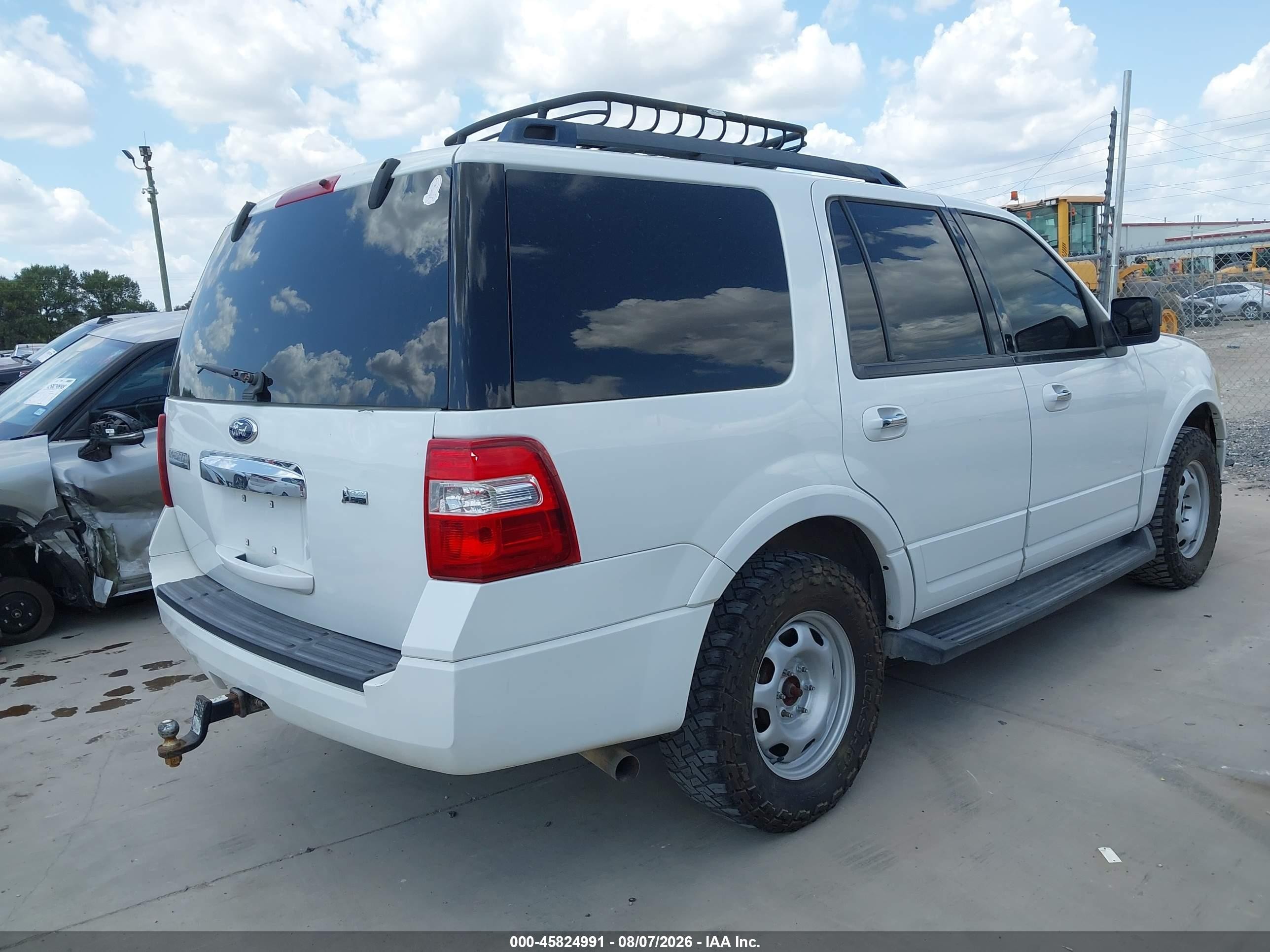2009 Ford Expedition Xlt White vin: 1FMFU15529LA11680