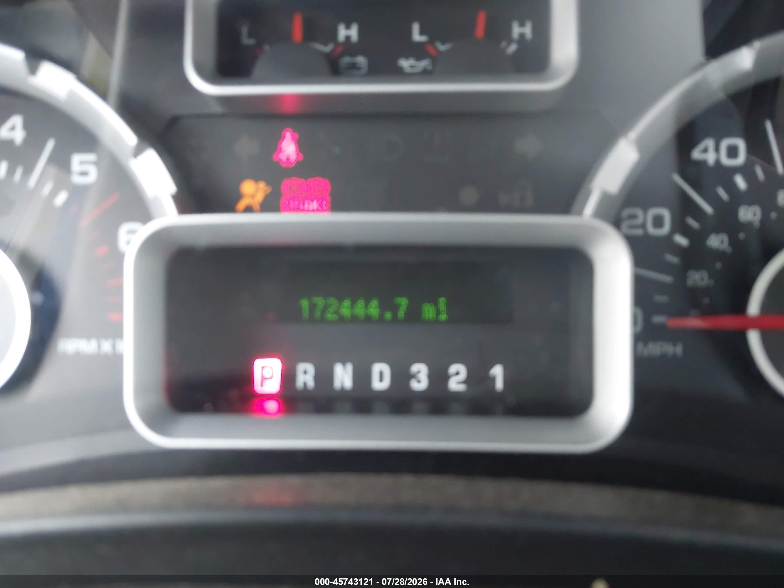 2008 Ford Expedition Xlt Белый vin: 1FMFU15538LA49675