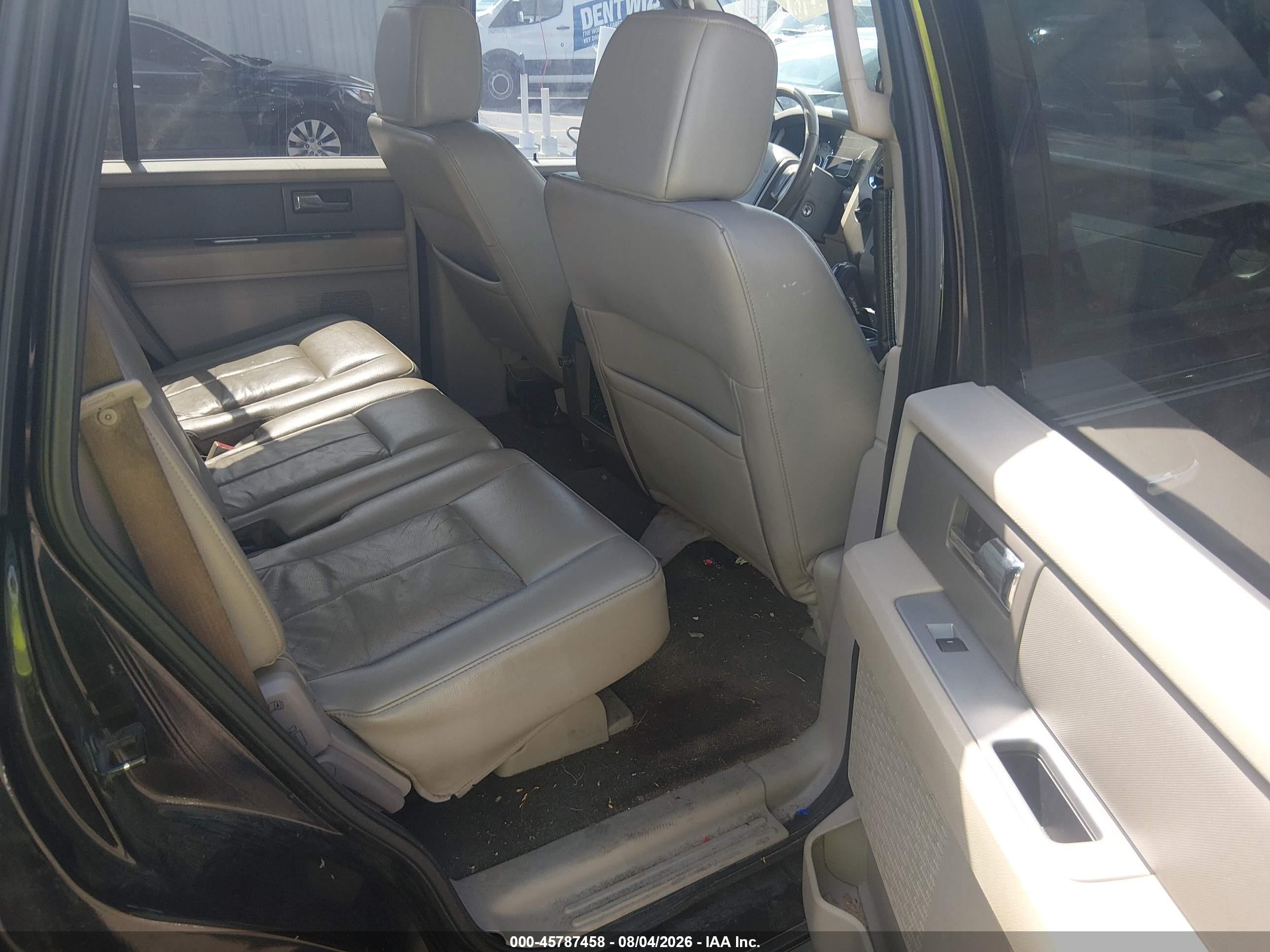 2007 Ford Expedition Xlt Black vin: 1FMFU15547LA56391