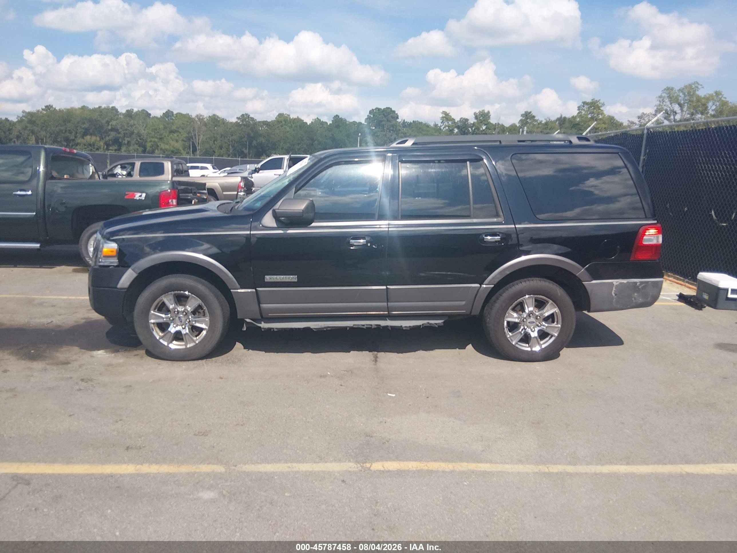 2007 Ford Expedition Xlt Black vin: 1FMFU15547LA56391
