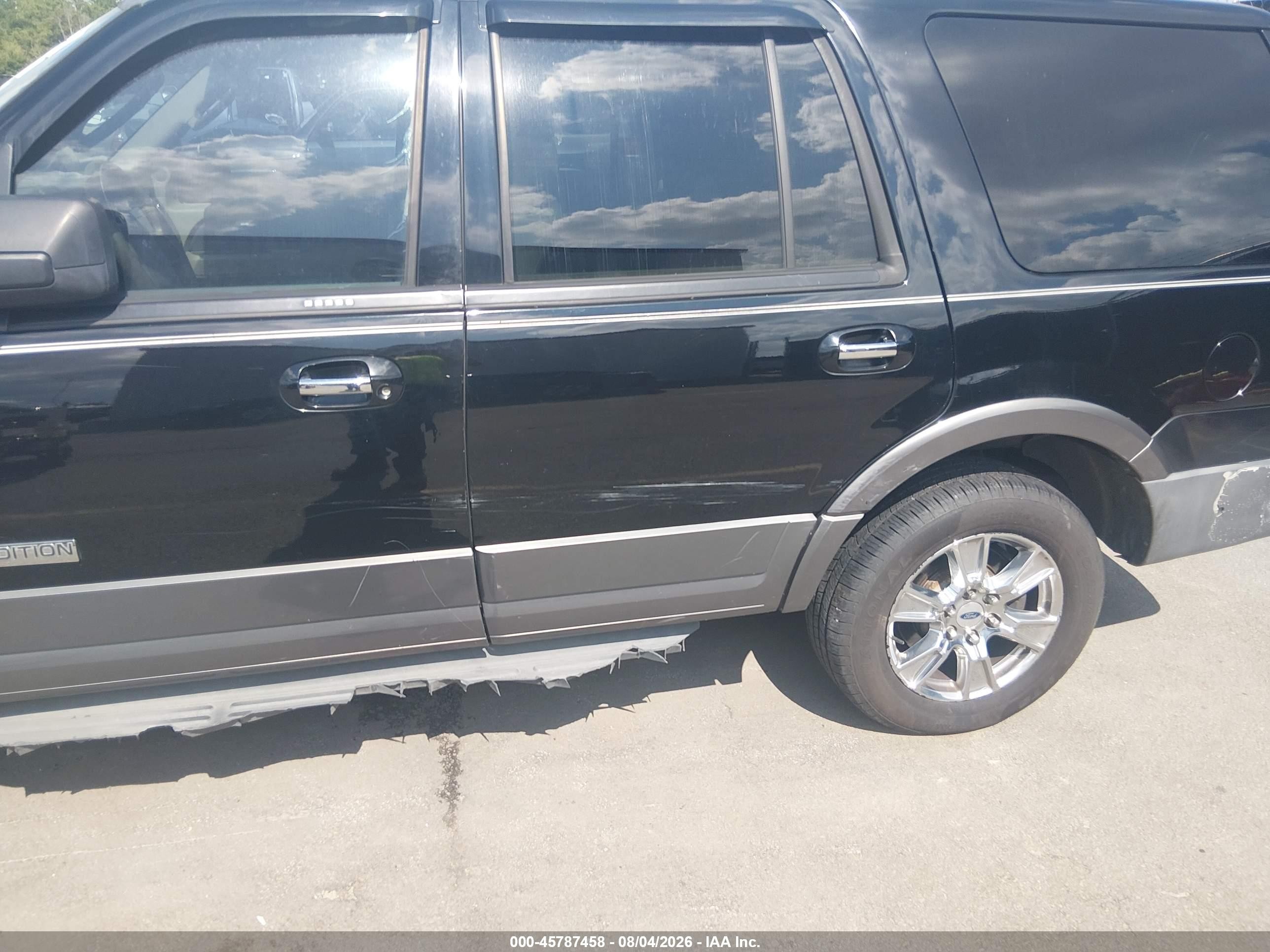 2007 Ford Expedition Xlt Black vin: 1FMFU15547LA56391