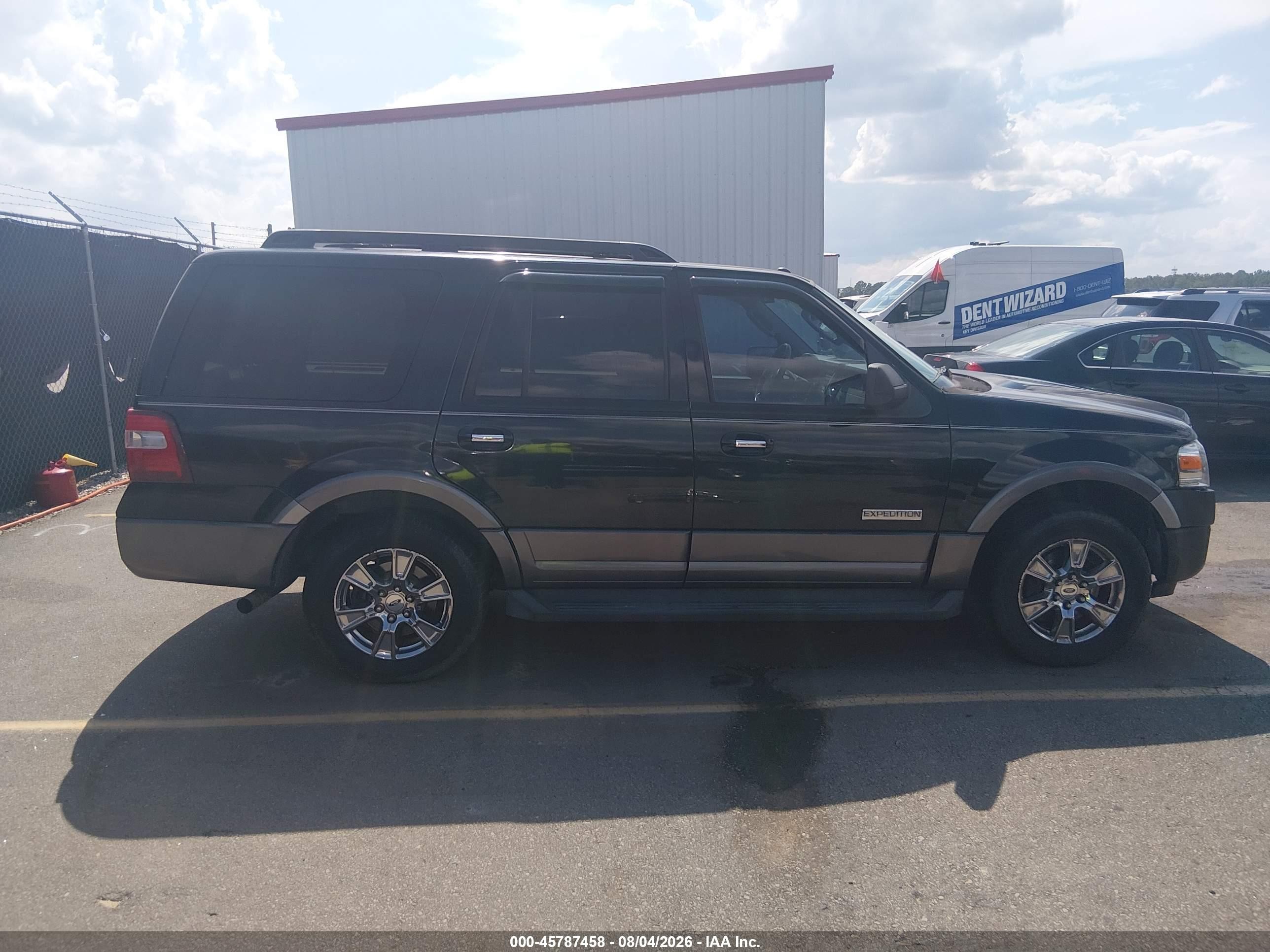 2007 Ford Expedition Xlt Black vin: 1FMFU15547LA56391