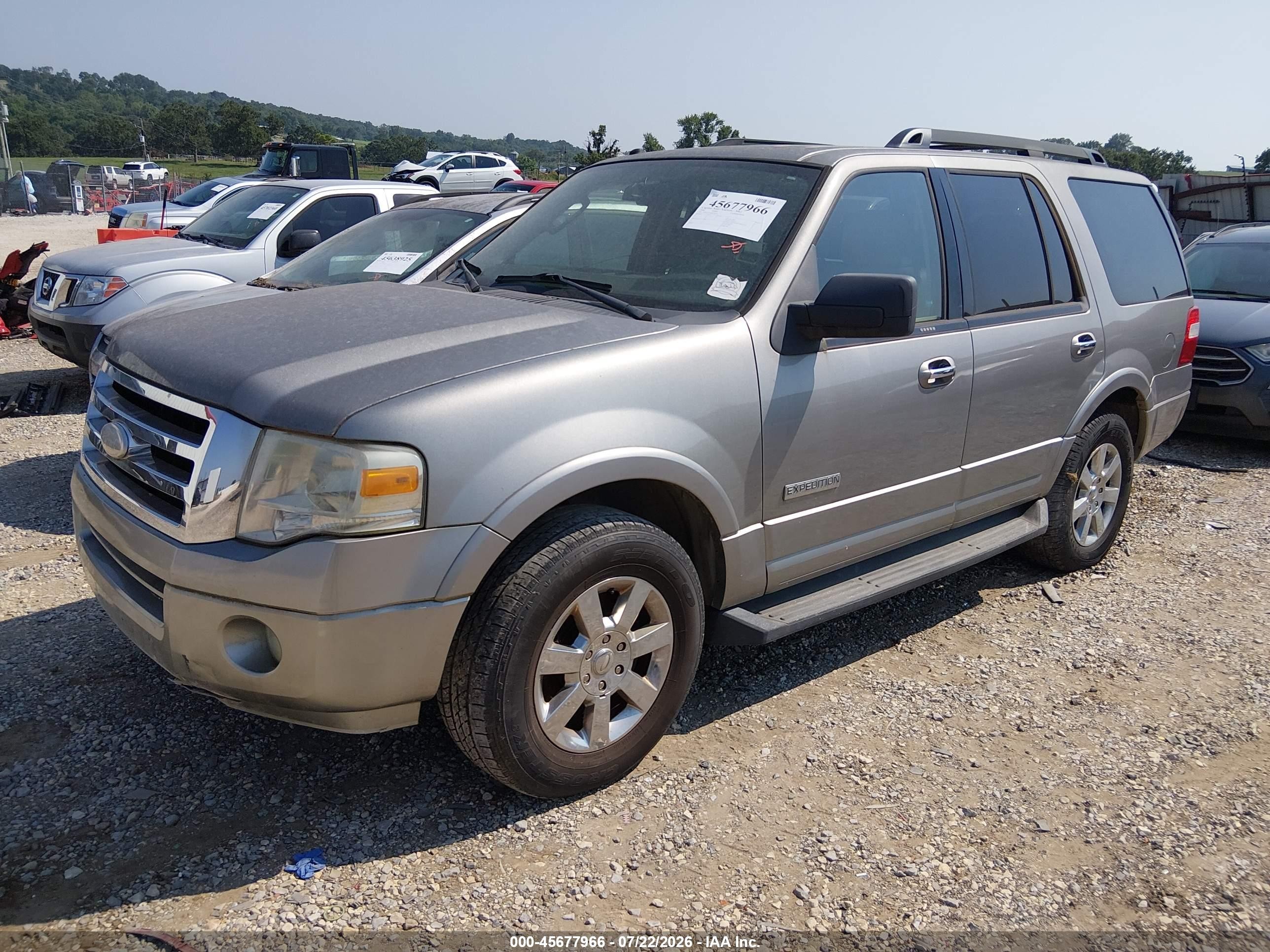2008 Ford Expedition Xlt Tan vin: 1FMFU15548LA26616