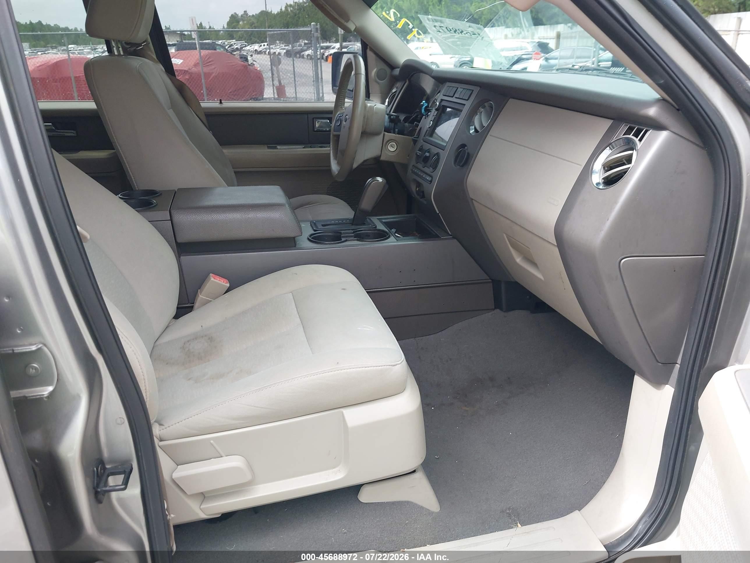2008 Ford Expedition Xlt Champagne vin: 1FMFU15548LA49622