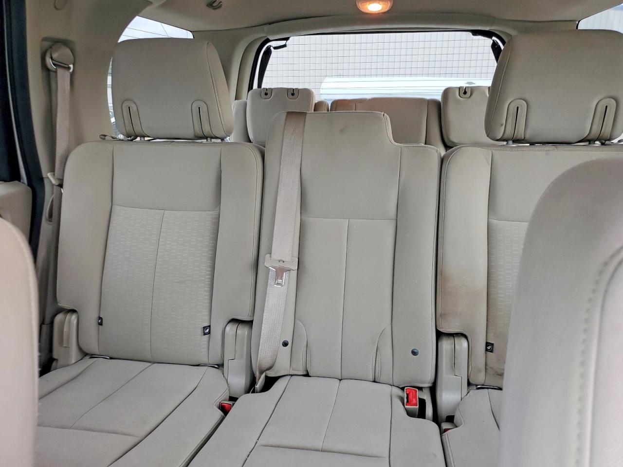 2007 Ford Expedition Xlt Beige vin: 1FMFU15557LA43178