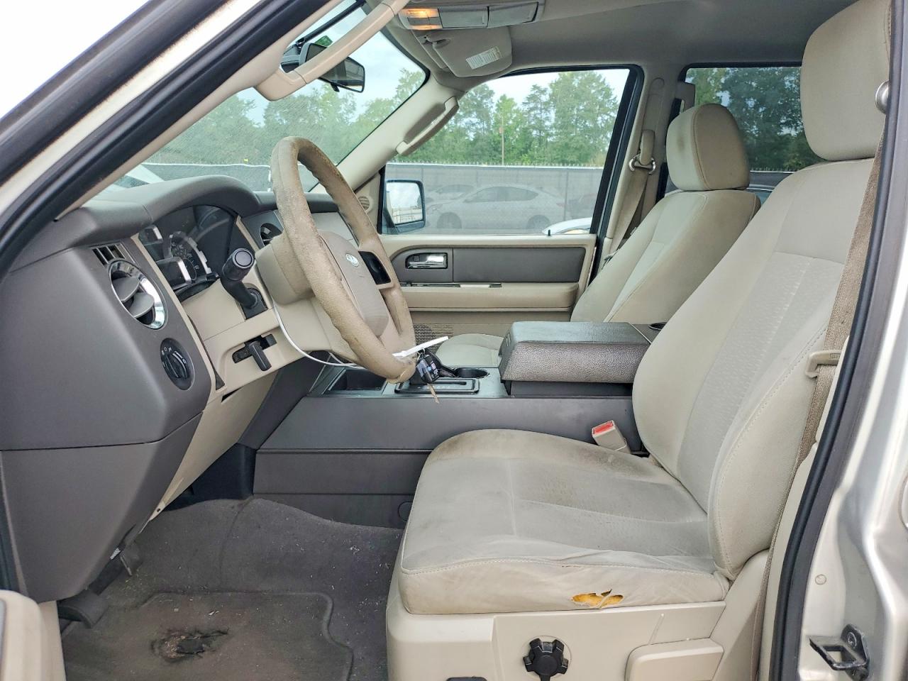 2007 Ford Expedition Xlt Beige vin: 1FMFU15557LA43178