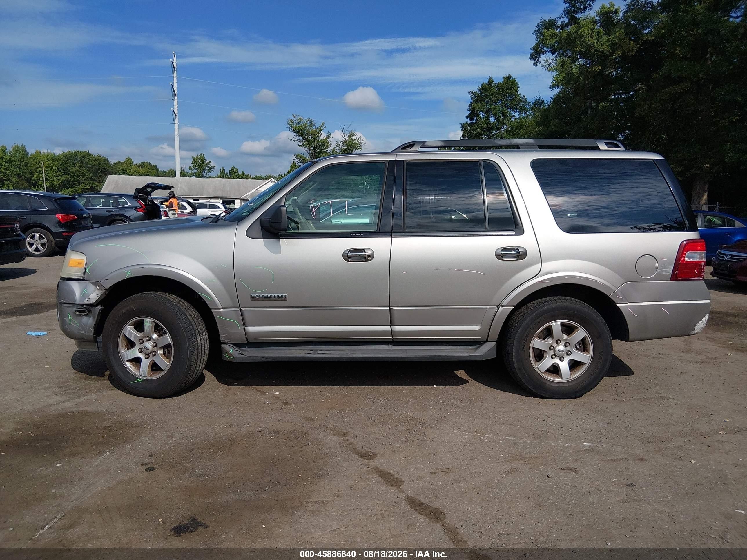 2008 Ford Expedition Xlt Silver vin: 1FMFU15558LA87456
