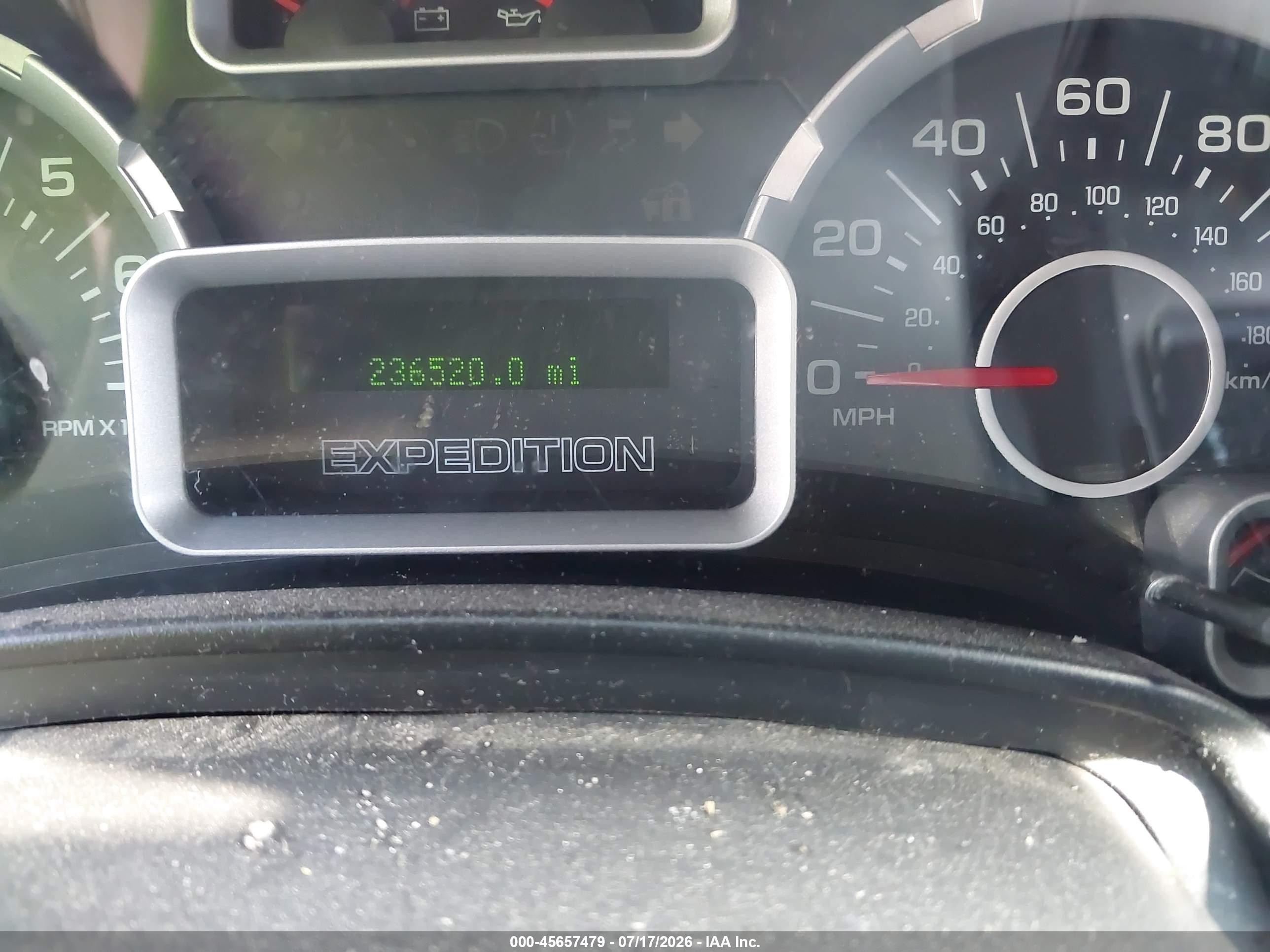 2009 Ford Expedition Xlt Red vin: 1FMFU15559LA02388