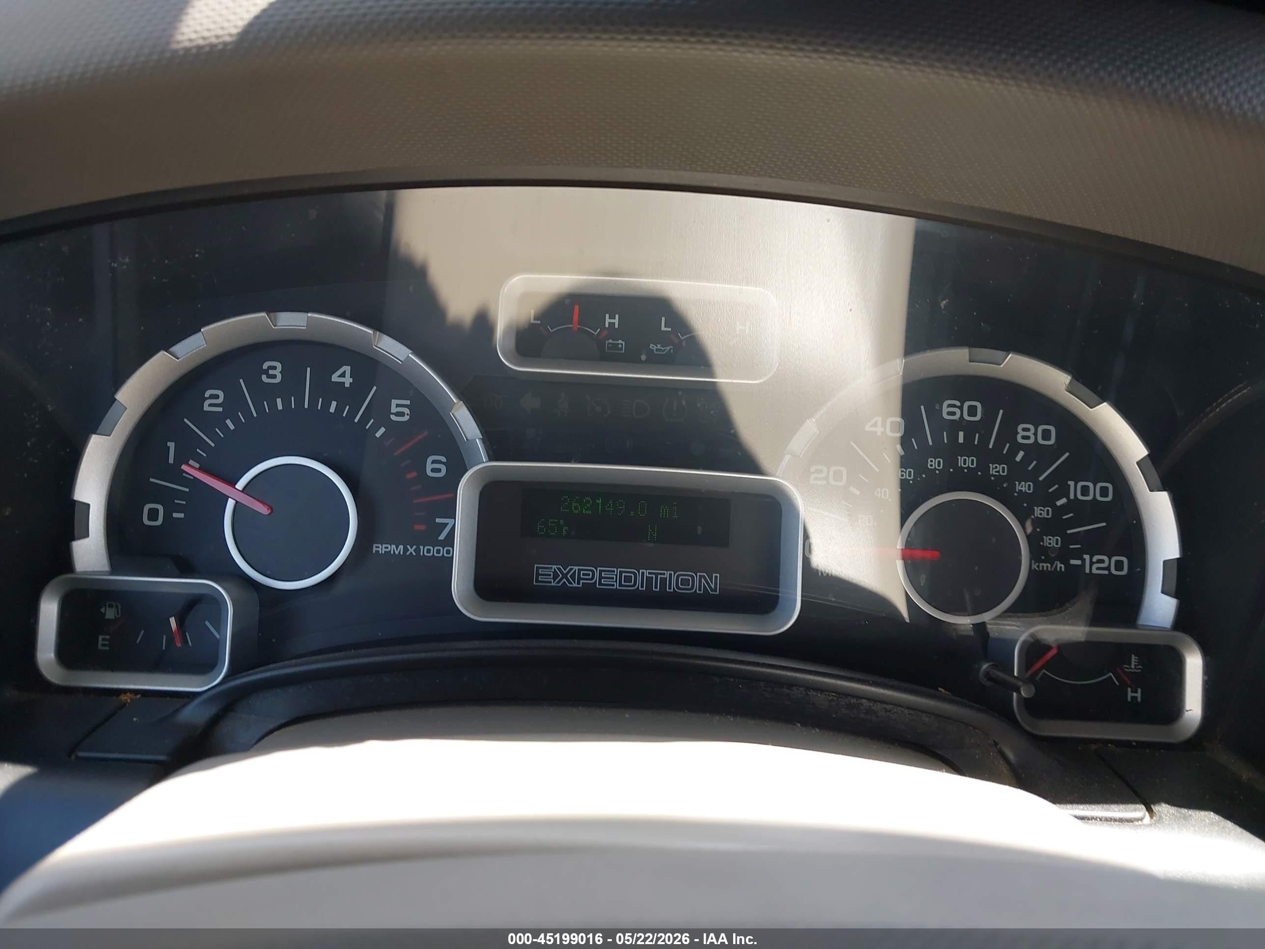 2008 Ford Expedition Xlt White vin: 1FMFU15568LA40680