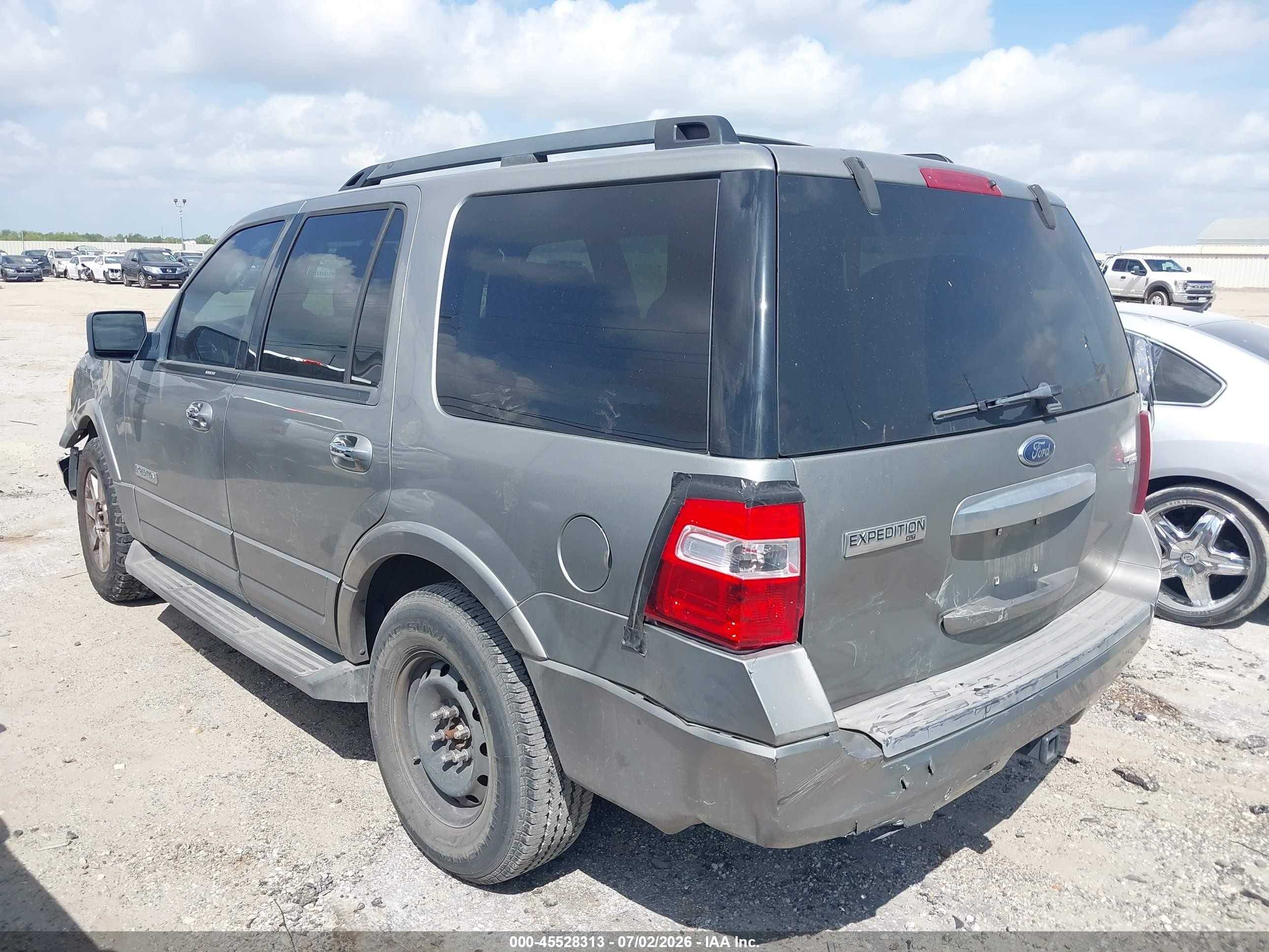 2008 Ford Expedition Xlt Silver vin: 1FMFU15568LA76899