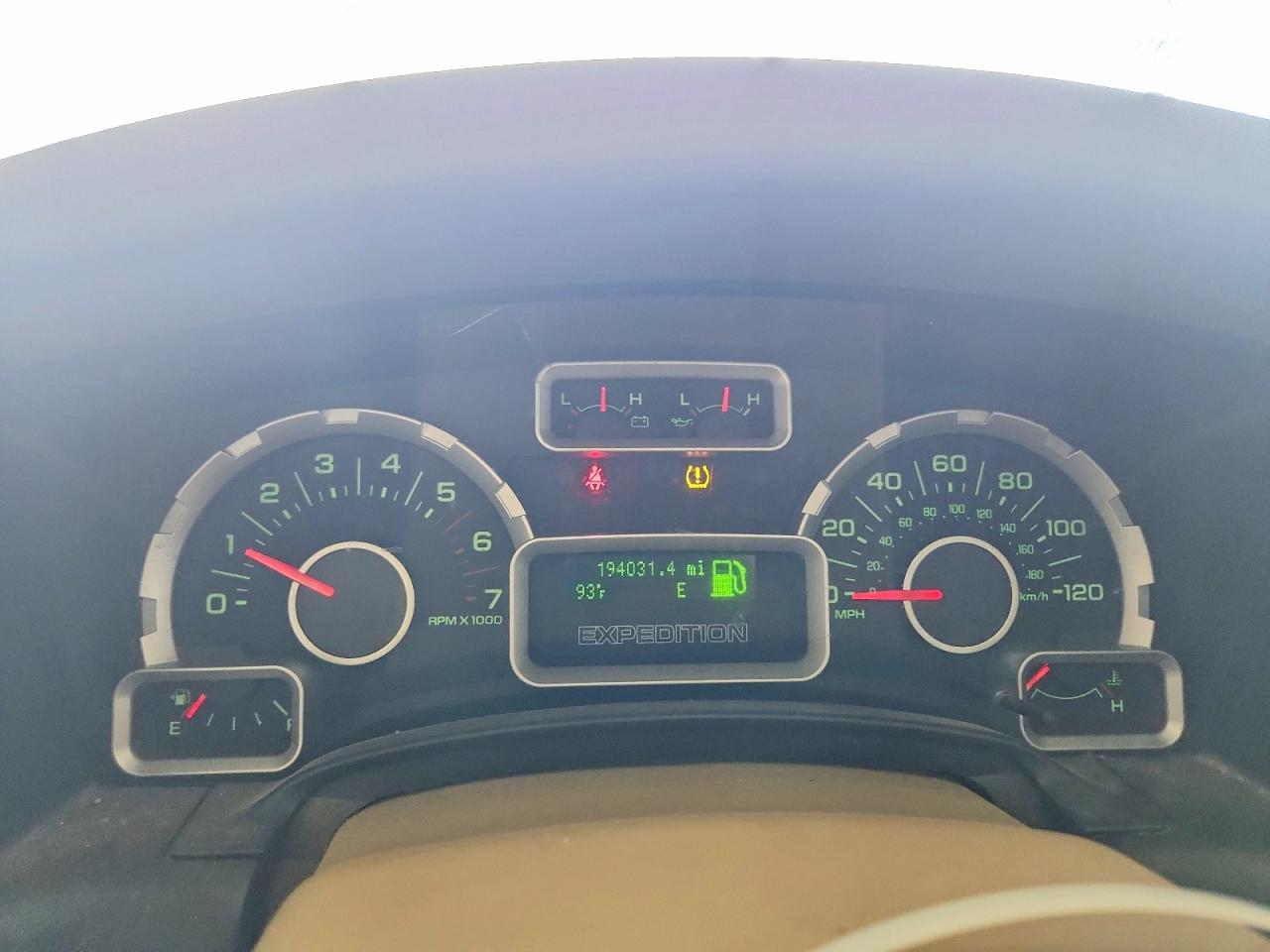 2008 Ford Expedition Xlt Gold vin: 1FMFU15588LA35142