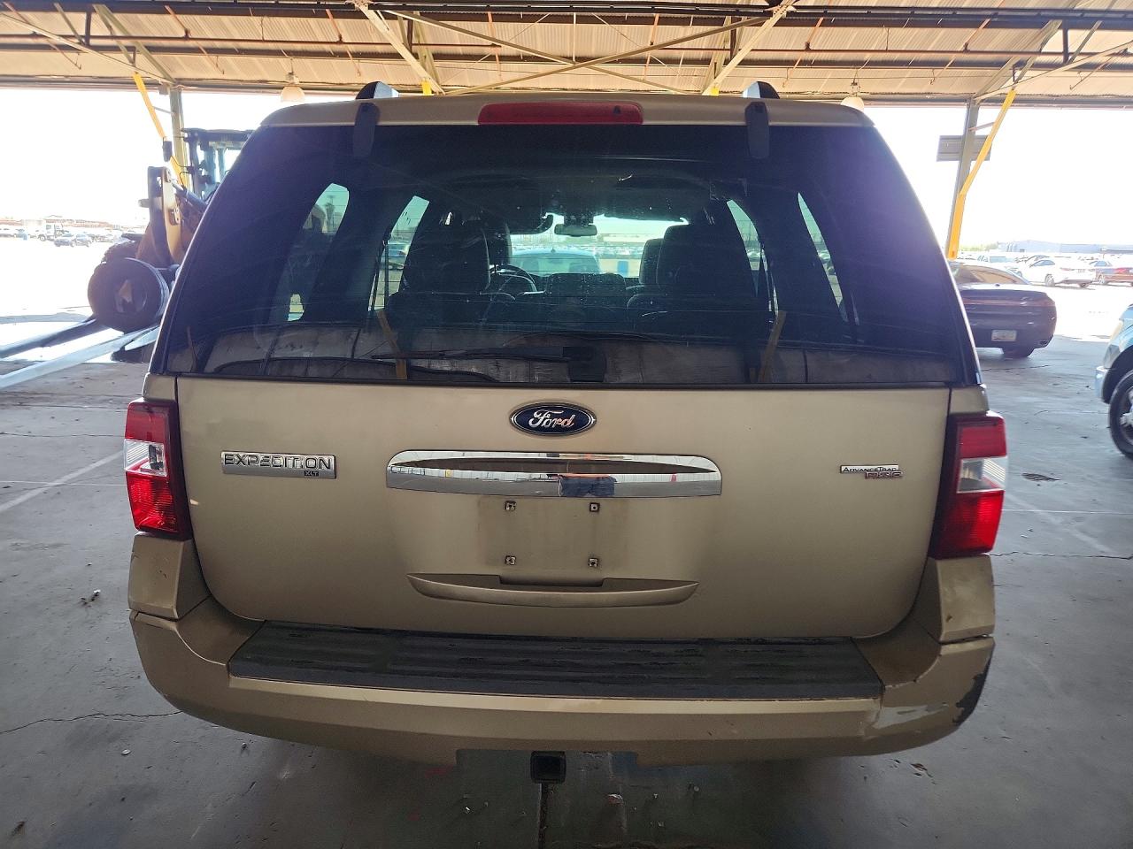 2008 Ford Expedition Xlt Gold vin: 1FMFU15588LA35142