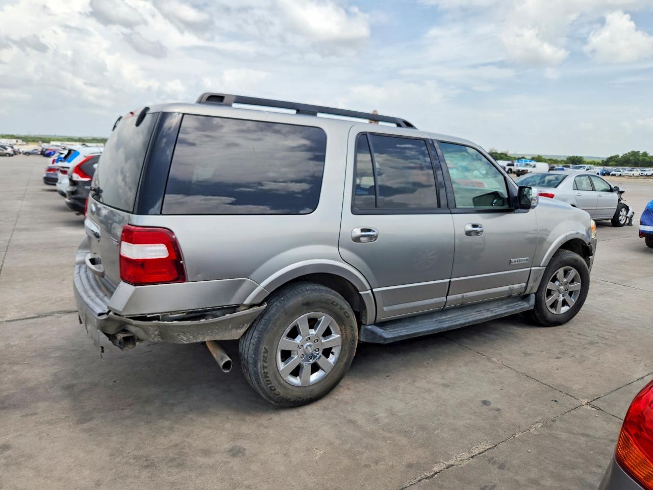 2008 Ford Expedition Xlt Gray vin: 1FMFU15588LA38106