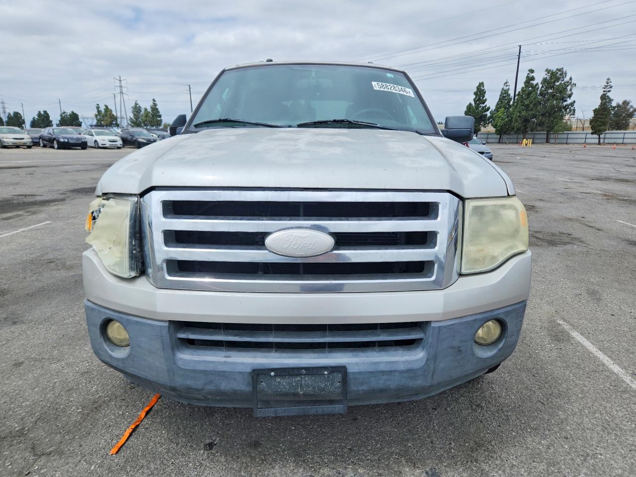 2007 Ford Expedition Xlt Silver vin: 1FMFU15597LA26948