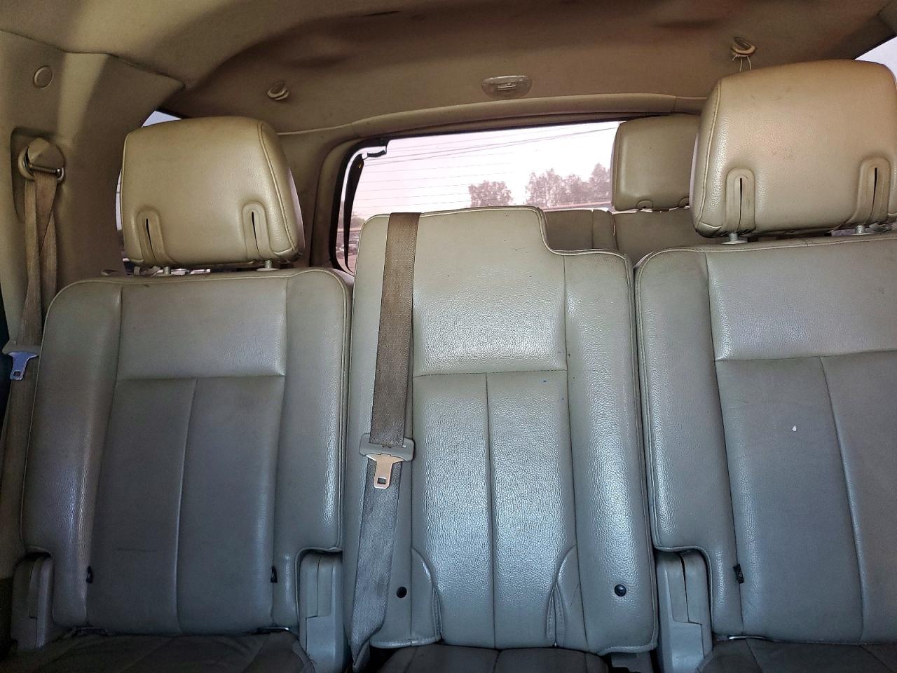 2009 Ford Expedition Xlt White vin: 1FMFU15599EB03843