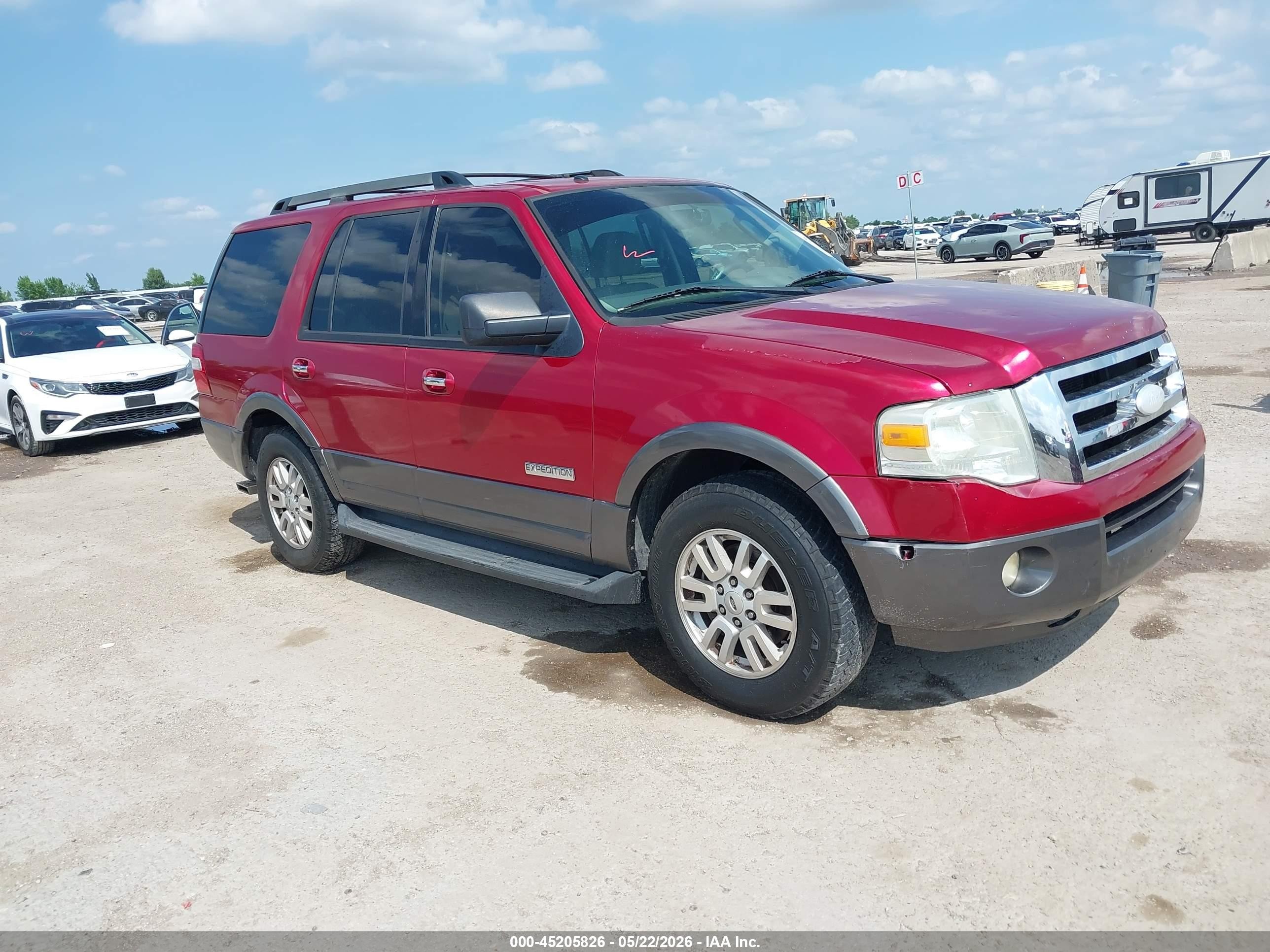 2007 Ford Expedition Xlt Red vin: 1FMFU155X7LA79786