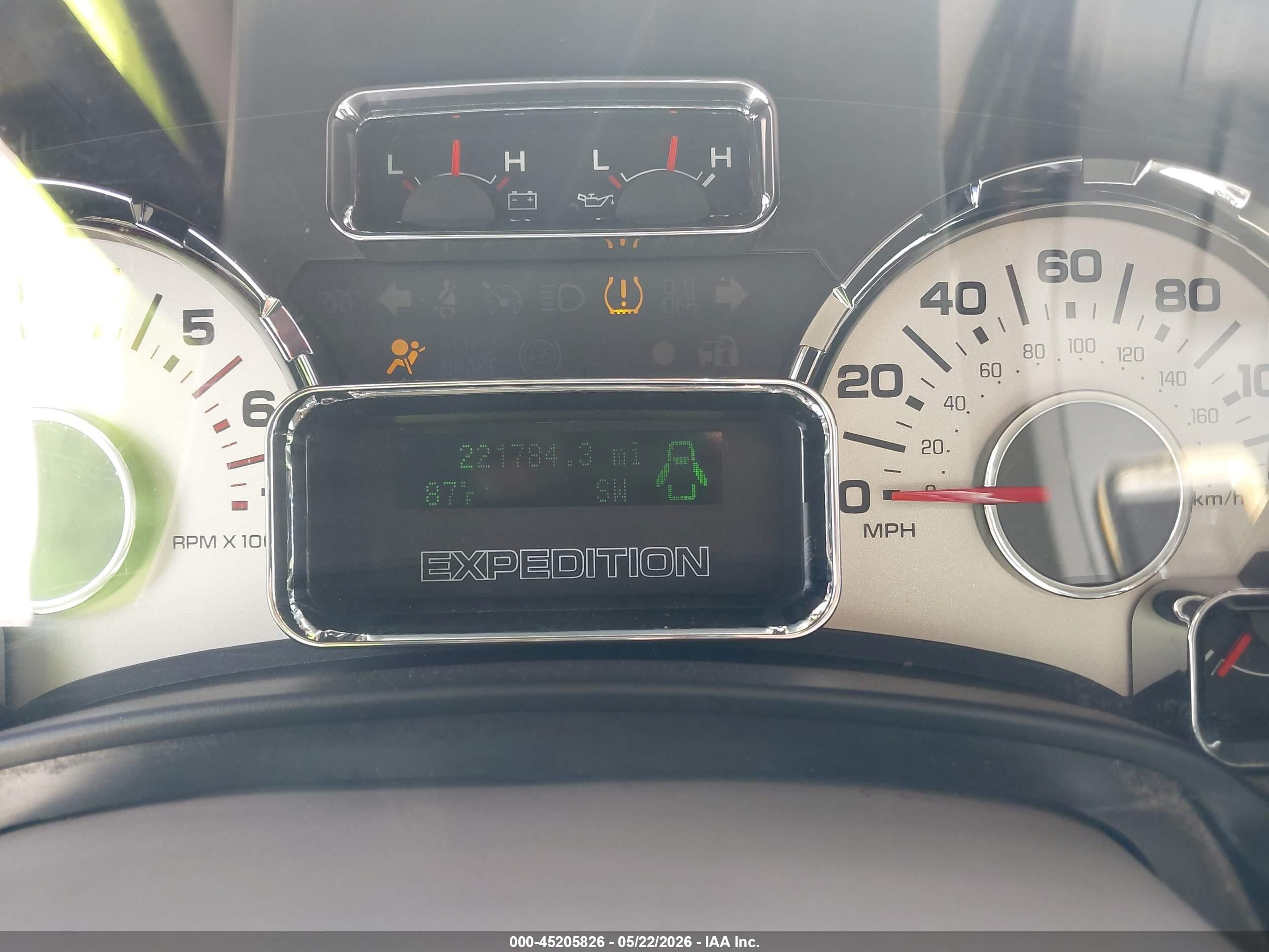 2007 Ford Expedition Xlt Red vin: 1FMFU155X7LA79786