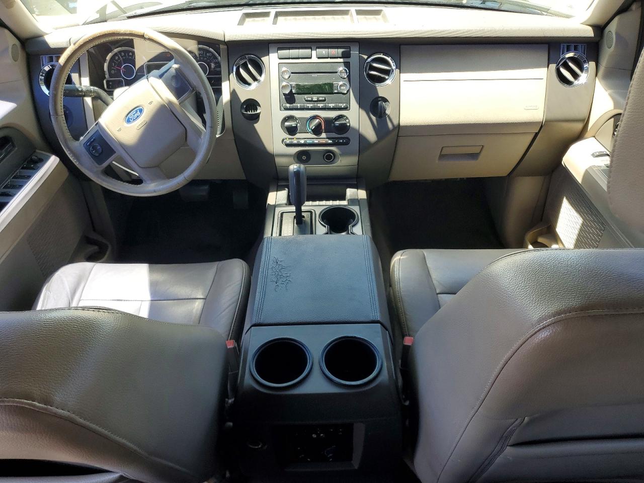 2008 Ford Expedition Xlt Gray vin: 1FMFU155X8LA63413