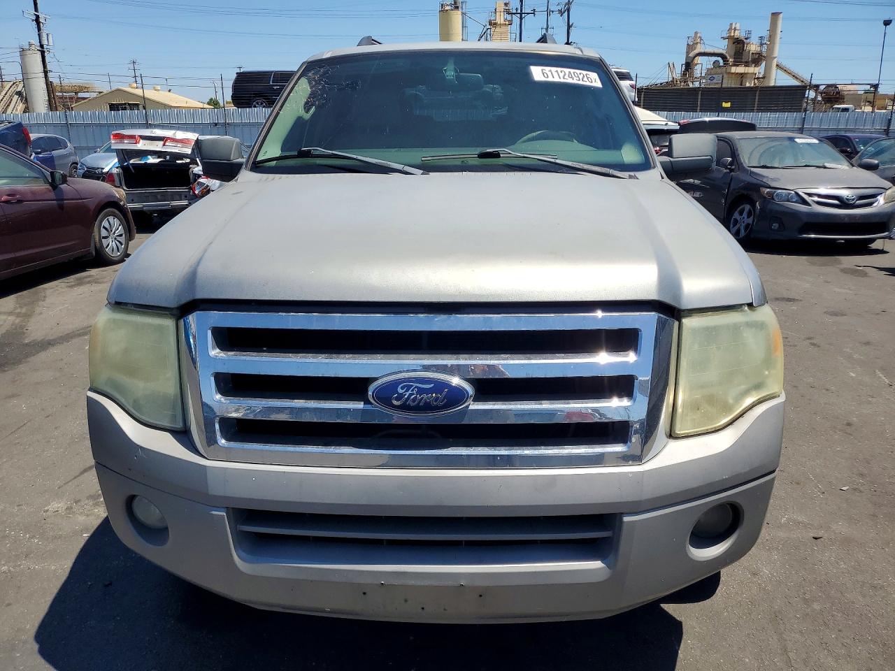 2008 Ford Expedition Xlt Gray vin: 1FMFU155X8LA63413
