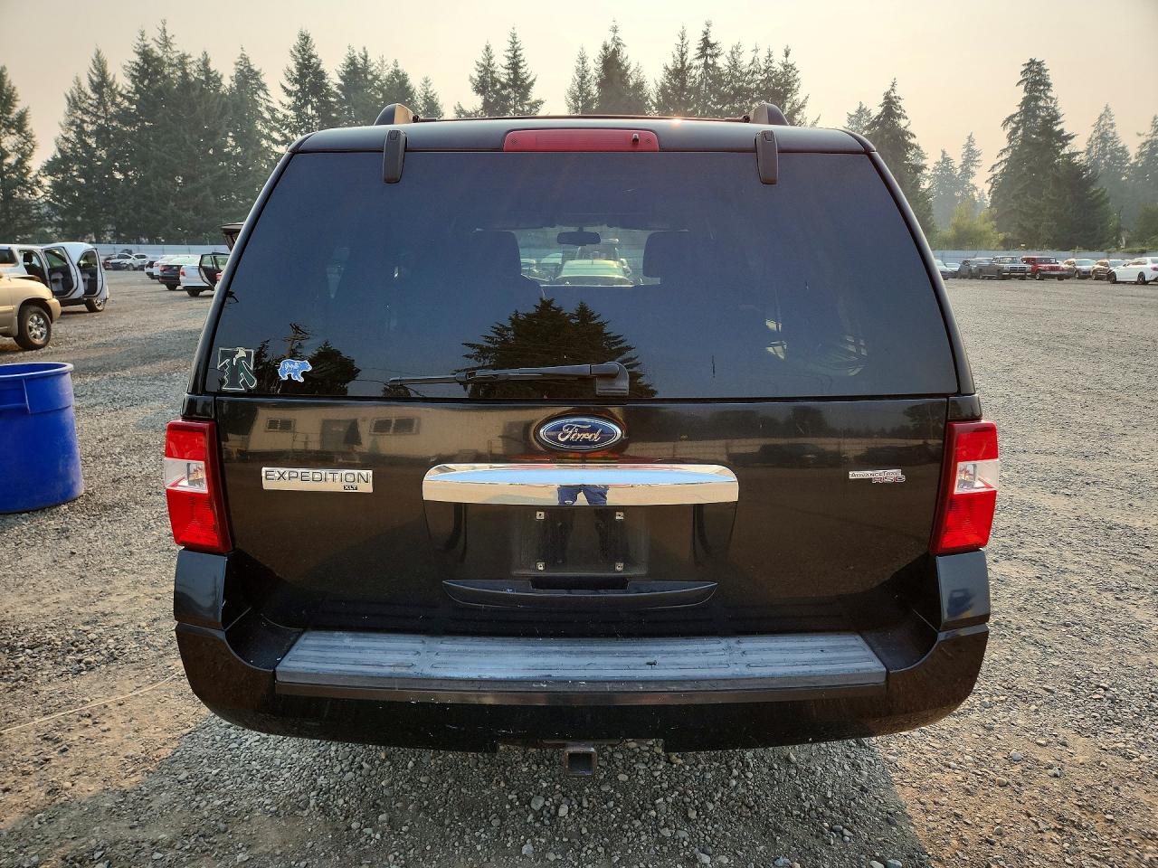 2008 Ford Expedition Xlt Black vin: 1FMFU155X8LA70006